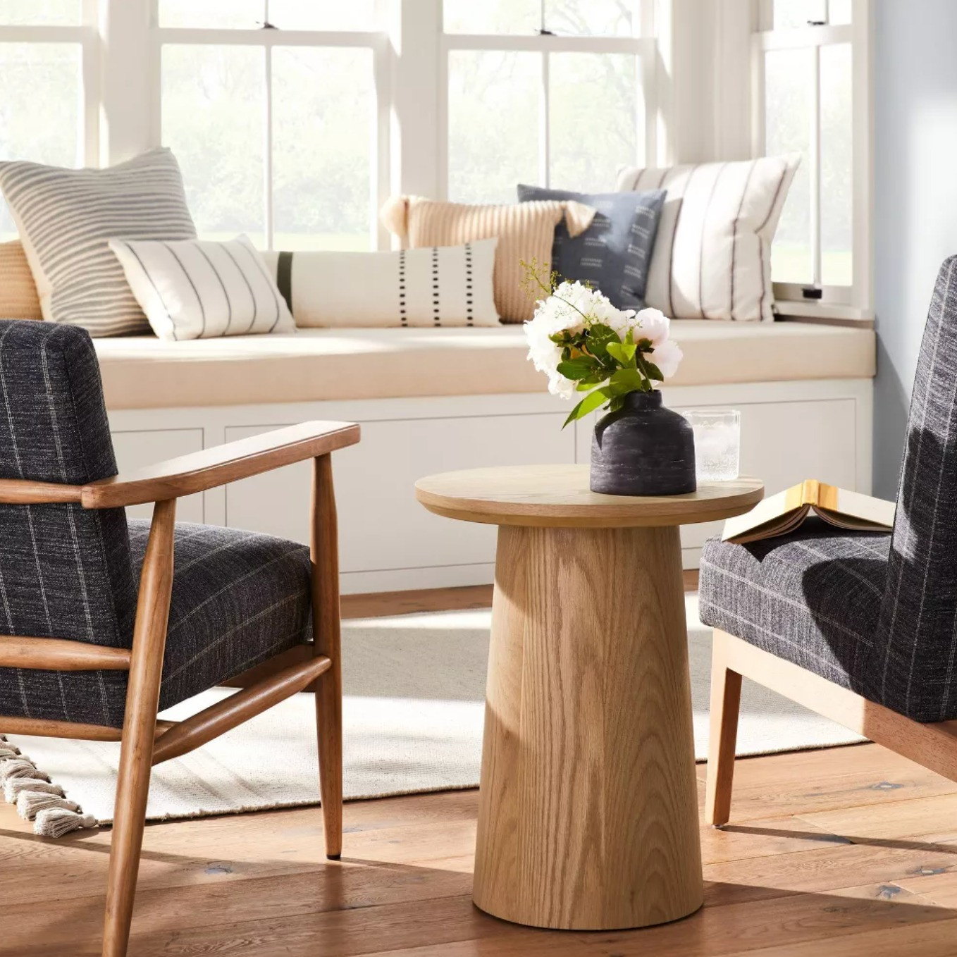  The Chicest Furniture at TARGET!  These #target pieces look really high-end...

 

#LTKFindsUnder100 #LTKHome #LTKStyleTip