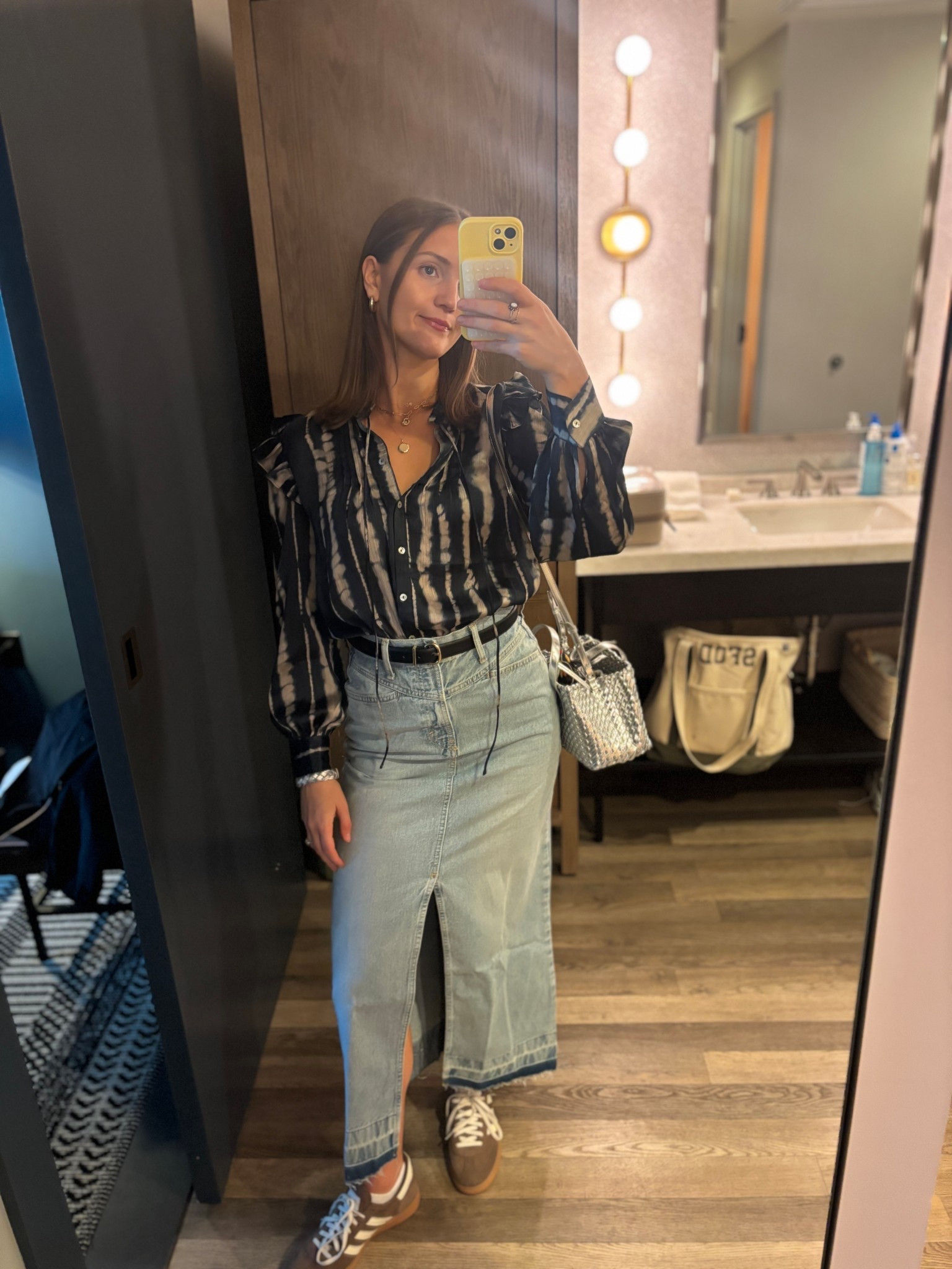 Lots to play catch up on!
Linking exact or similar. Exact skirt in black. iLots of Mango here!

Xx,
Sofia 

#LTKShoeCrush #LTKSeasonal #LTKSaleAlert