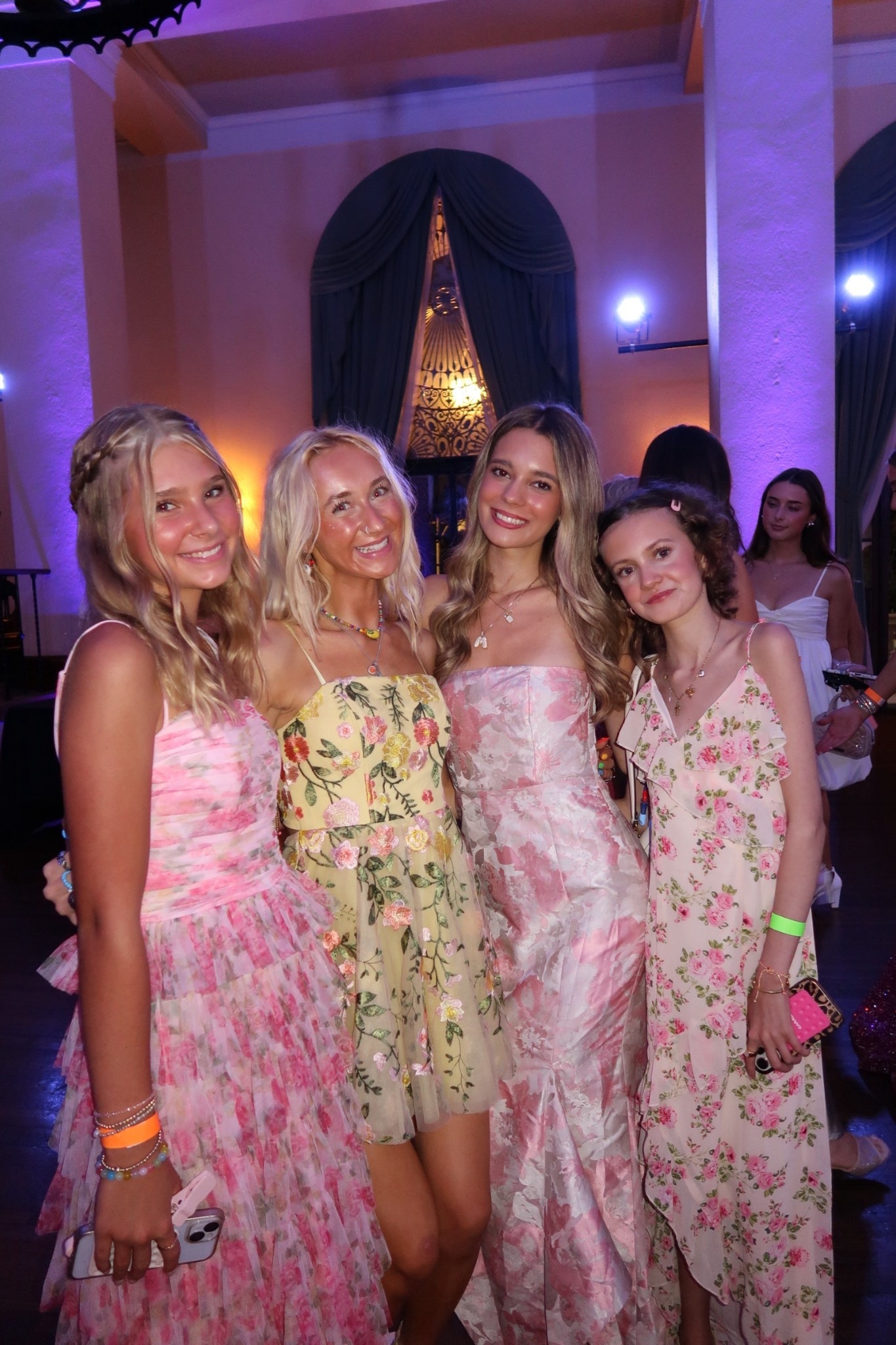 PAUL TOO REALS PARTY FIT 

#LTKBeauty #LTKU #LTKSeasonal