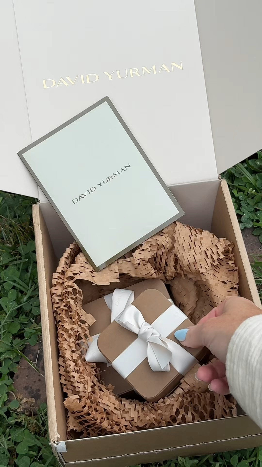 Unbox with me ✨ I feel like these pieces are timeless and will never go out of style 

David Yurman jewelry, cable flex bracelet, cable flex ring, rings, bracelet, bangle bracelet, jewelry, summer jewelry, every day jewelry, chic jewelry, elegant style, timeless jewelry

#LTKdayinmylife #LTKgrwm #LTKootd