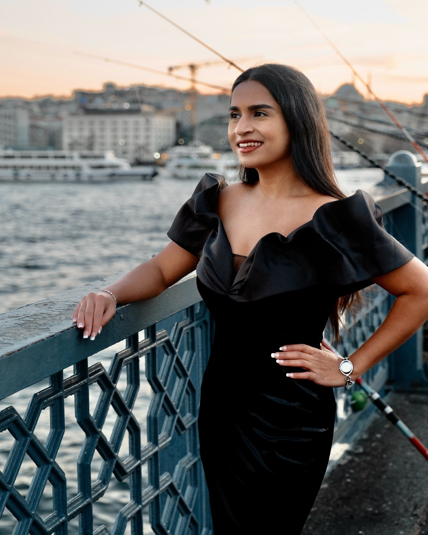 Long black cold shoulder black gown in velvet for a perfect date night, proposal dress, or a holiday party dress. 

Merry Christmas! ♥️🎄This stunning dress from @lulus for Christmas in Istanbul! 🇹🇷 #lulusambassador

Perfect for holiday nights with magical city views! 💯 recommended for your holiday parties! #lovelulus 

.

.

.

.

.

.

.

.

.

.

#christmasfashion #christmas #fashion #ootd #winterfashion #christmasgifts #christmasoutfit #christmasdecor #christmastree #outfitoftheday #holidayfashion #merrychristmas #christmasvibes #christmasdress #dress #instafashion #fashionblogger