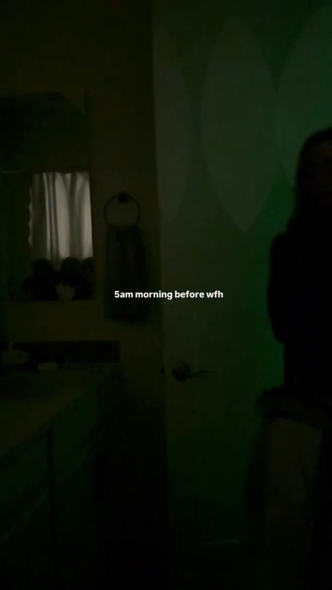 Can’t stop wearing this sweater 🧸 #morningroutine #morningbeforework