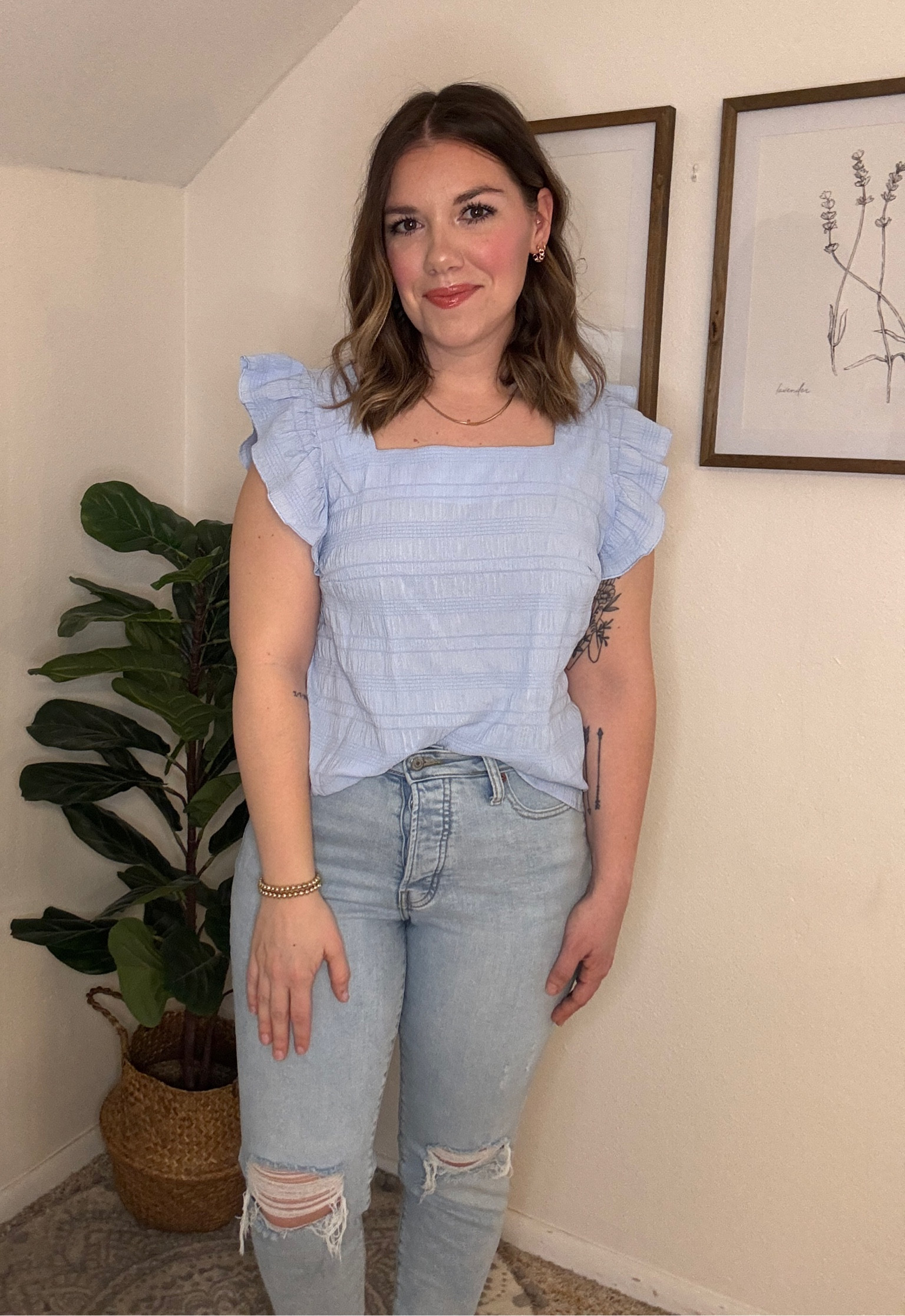 SHEIN for the win! This top is a beautiful light blue! The material is light and airy, the sleeves rest perfectly on my shoulders and the neckline is flattering! 10/10 on this one!

#shein #style #sheinfashion #fashion #sheinstyle #sheintop #top #springtop #springfashion #springstyle #spring #midsize #simple #color #colorful 

#LTKstyletip #LTKmidsize #LTKfindsunder50