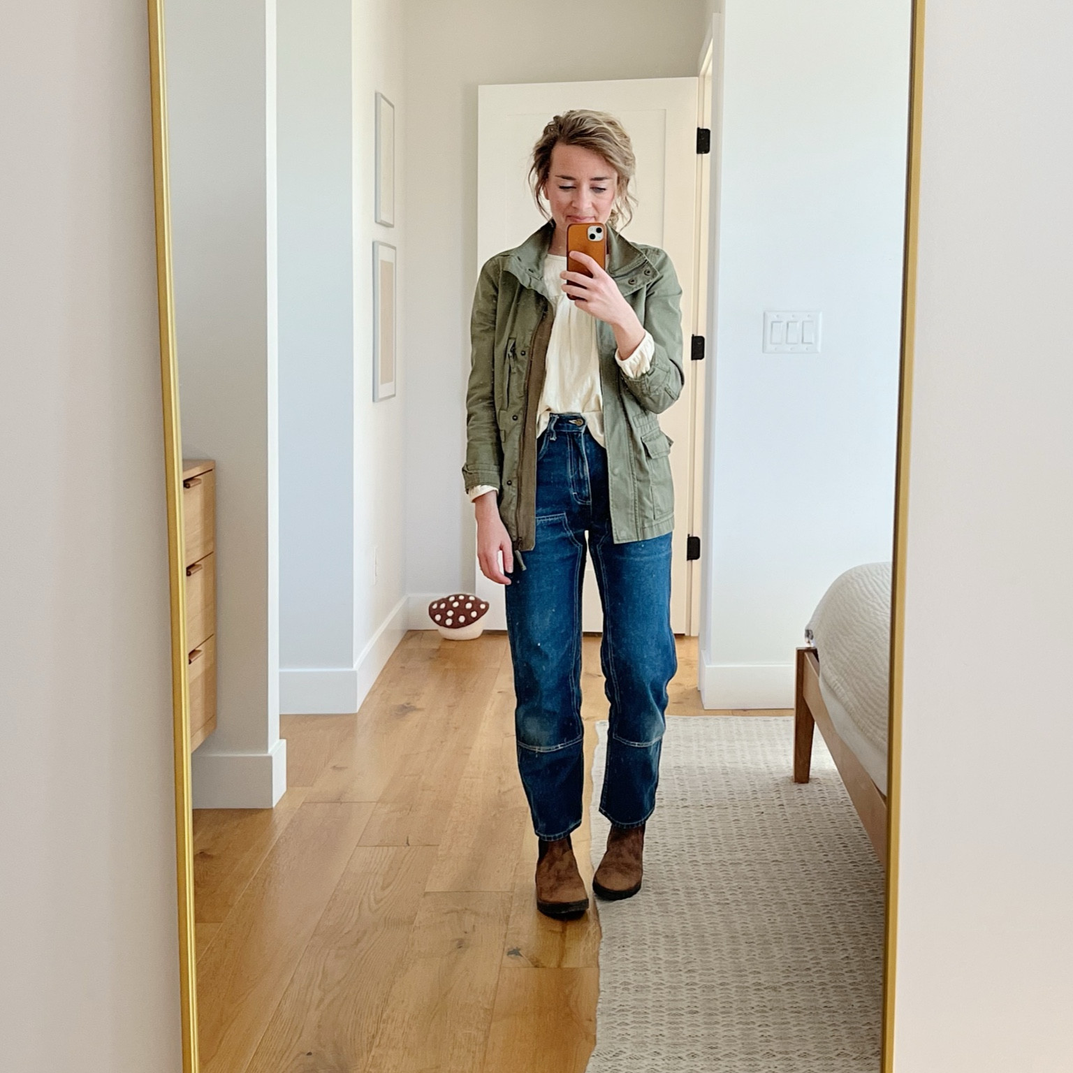 Tired of winter coats, so threw on a tank underneath my blouse and scarf on top to stay warm. ✨