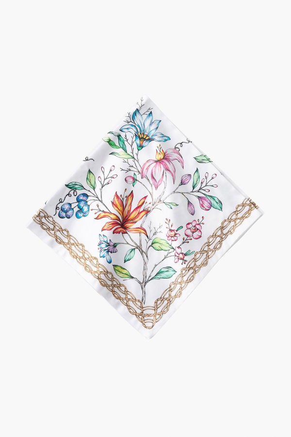 White Floretta Napkins (Set of 4) | Tuckernuck