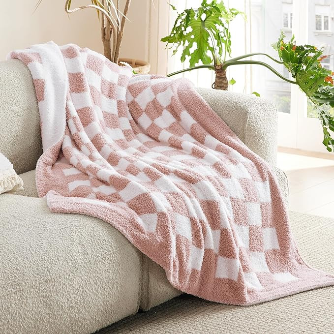 Bedsure Checkered Throw Blanket for Couch - Super Soft, Cozy & Warm Knit Blanket, Breathable, Lig... | Amazon (US)