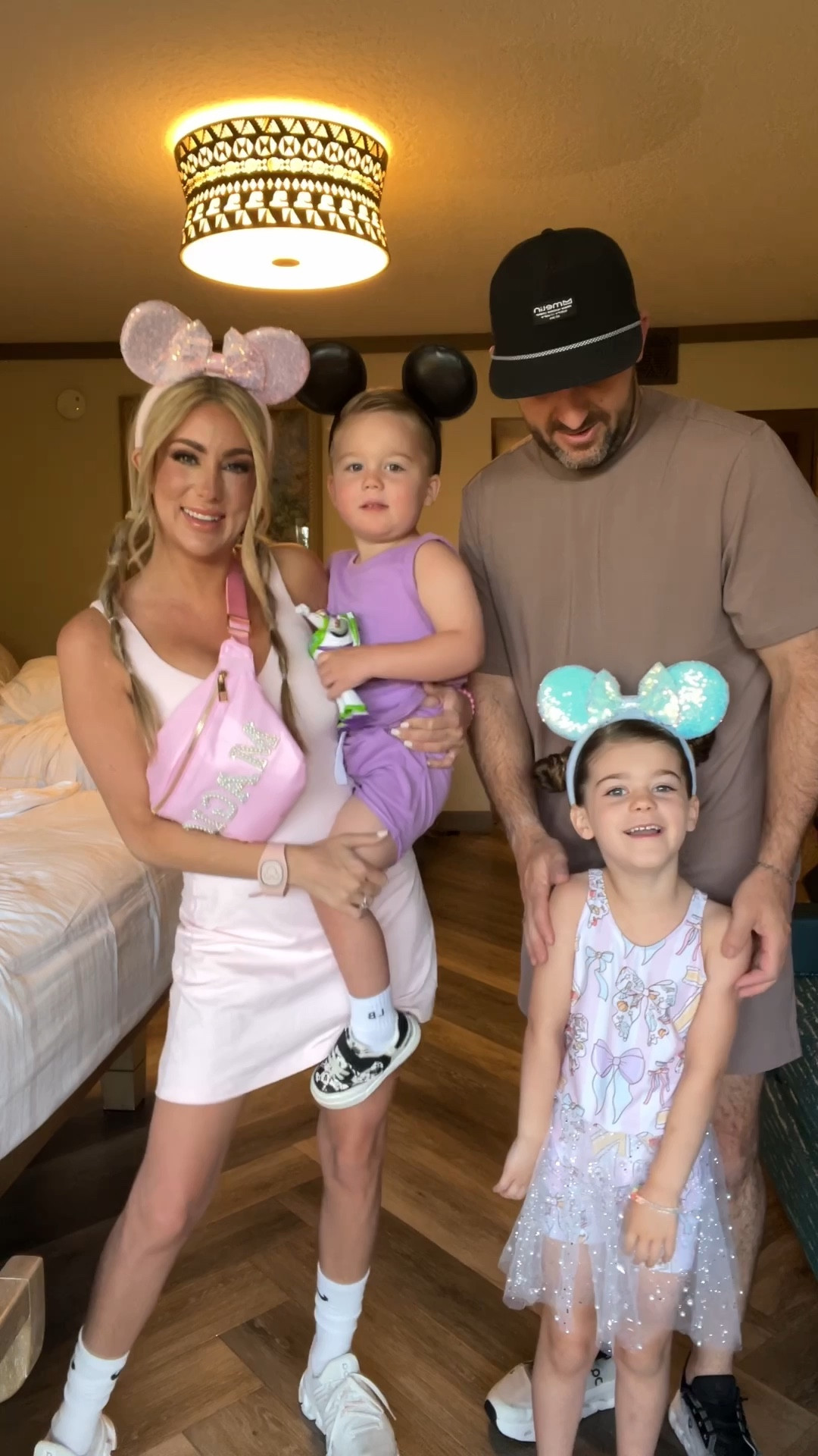 Disney family outfits, Disney clothing, toddler Disney outfits, kids family outfit, kids Disney outfit 

Girls dress- @prioritysassclothing

#LTKfamily #LTKkids #LTKVideo