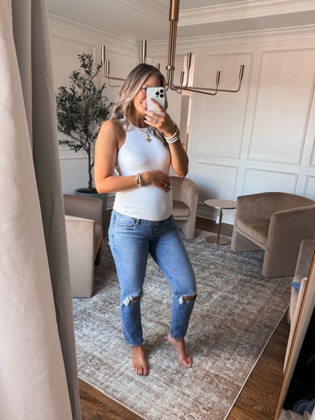 These are the best maternity jeans I've ever found! They come in length options and have a full belly panel.

Sizing info: I am 5'8 and a true 6/28 pre-pregnancy. I'm wearing a 28/long!

Maternity
Pregnancy
Bumpfriendly
Pregnancy jeans


#LTKBump #LTKFindsUnder100 #LTKSaleAlert