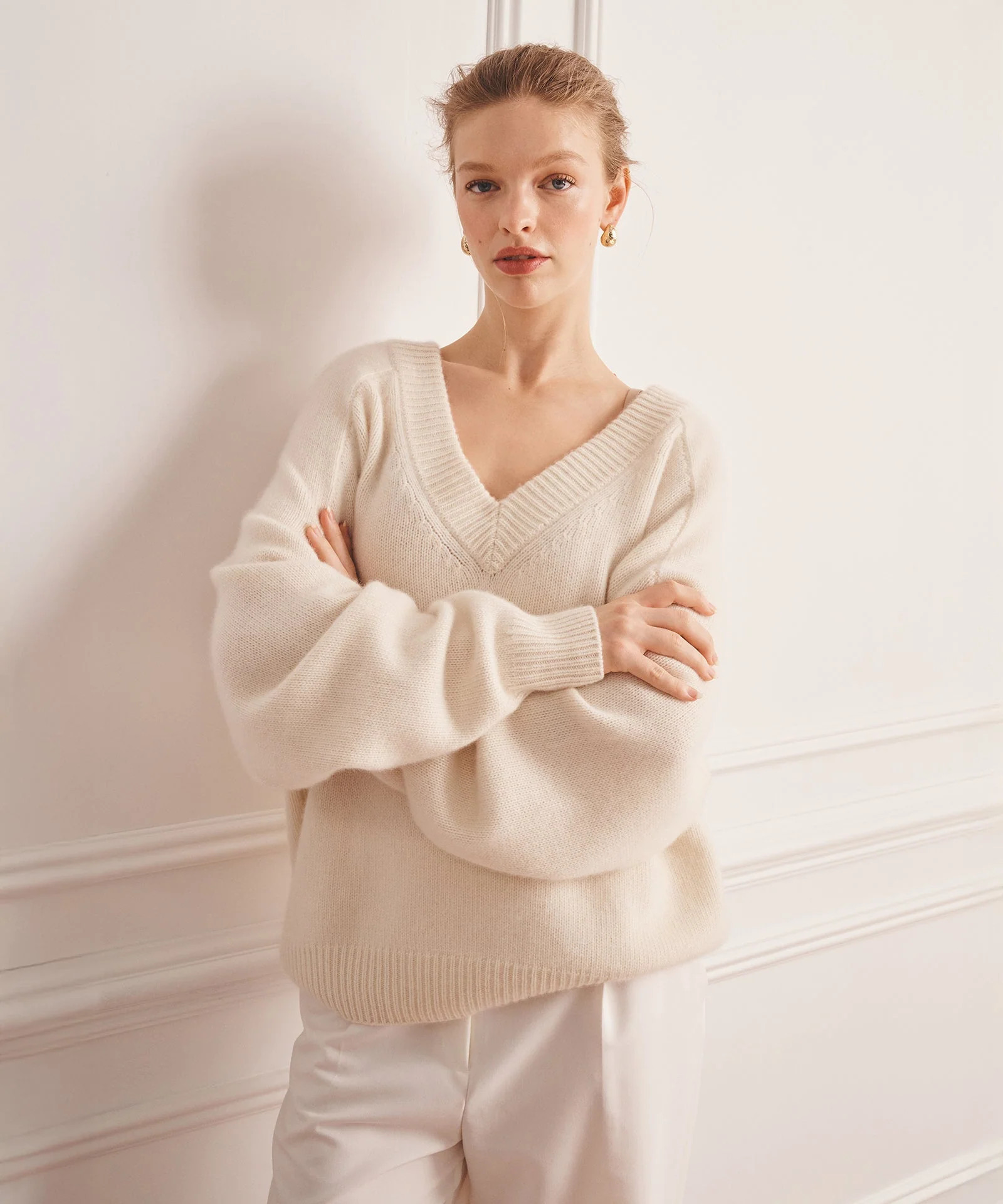 Super Luxe Cashmere V-Neck Sweater | NAADAM
