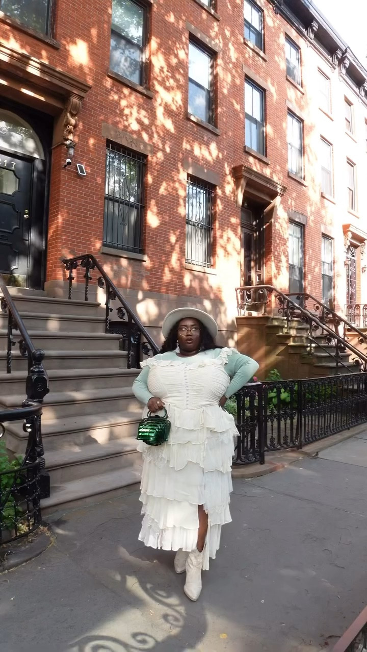 Summer fits I’ve been putting together!

I am so happy! I’ve been getting my summer closet together. There seems to be a white theme going on as it seems to be the color for me this season. 😭🥰

Outfit Details:
On LTK in Bio!

#summerfashion #summerfashion2024 #sizeinclusive