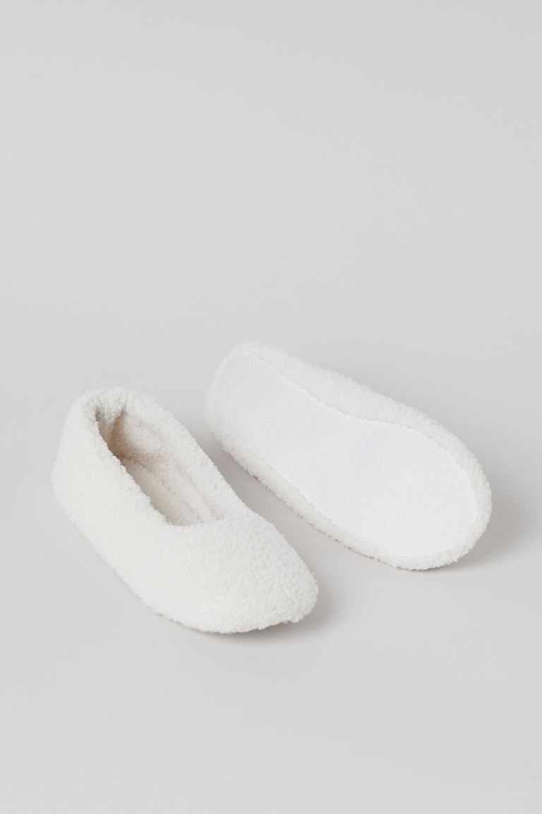 Faux shearling slippers | H&M (UK, MY, IN, SG, PH, TW, HK)