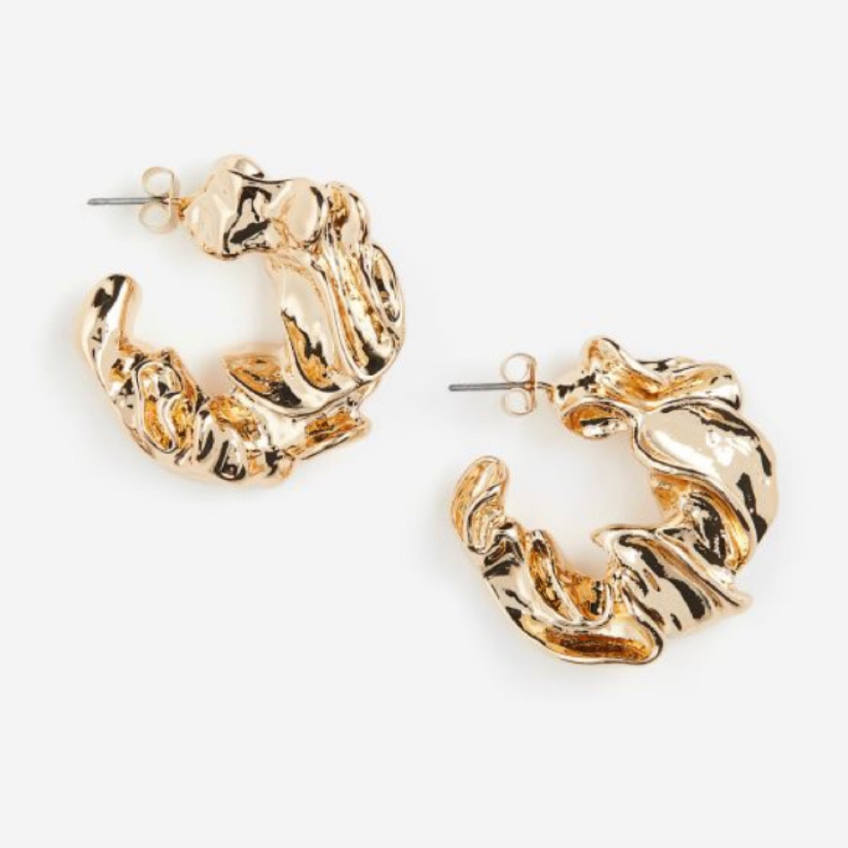 fun earrings under $25 for the holiday season 

#LTKHolidaySale #LTKsalealert #LTKfindsunder50