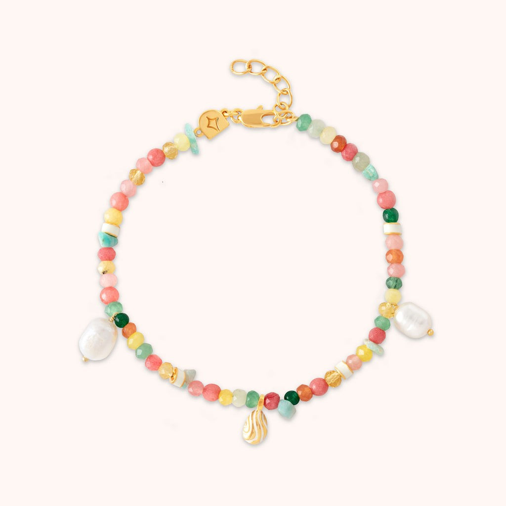 Flow Beaded Bracelet in Gold | Astrid and Miyu