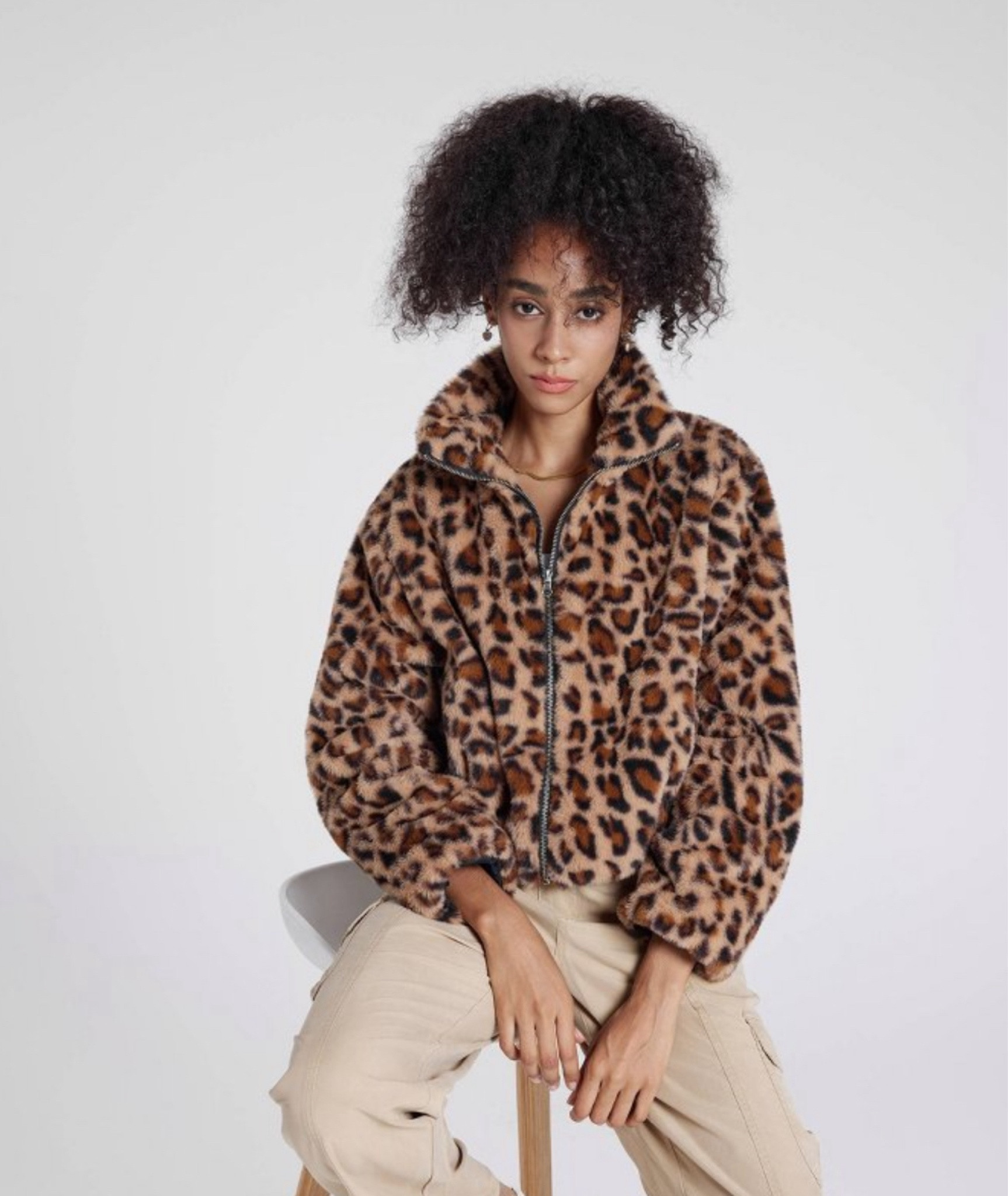 Zip up leopard jacket - perfect and trending for fall!

Target 
Jacket
Fall fashion 
Leopard 
Fleece jacket 


#LTKStyleTip #LTKFindsUnder50