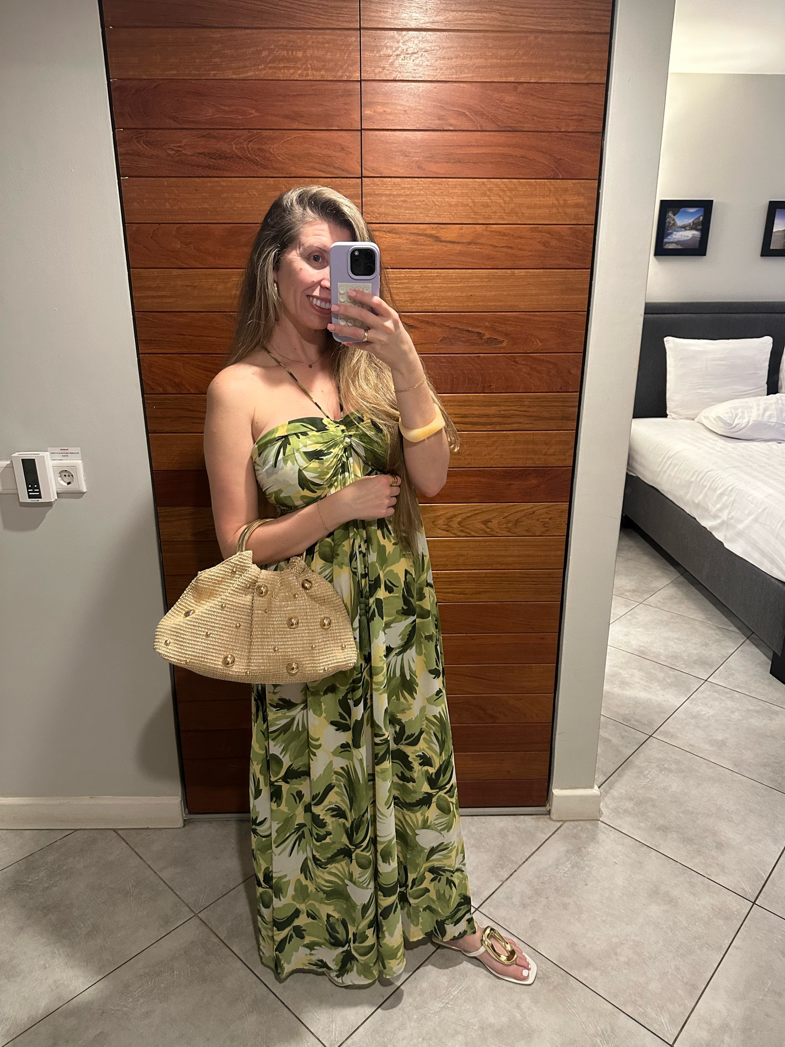 First night out in Curacao!!! 💛🌿🥭

Dress and purse are from @VICI ☺️

#LTKootd #LTKTravel #LTKgrwm
