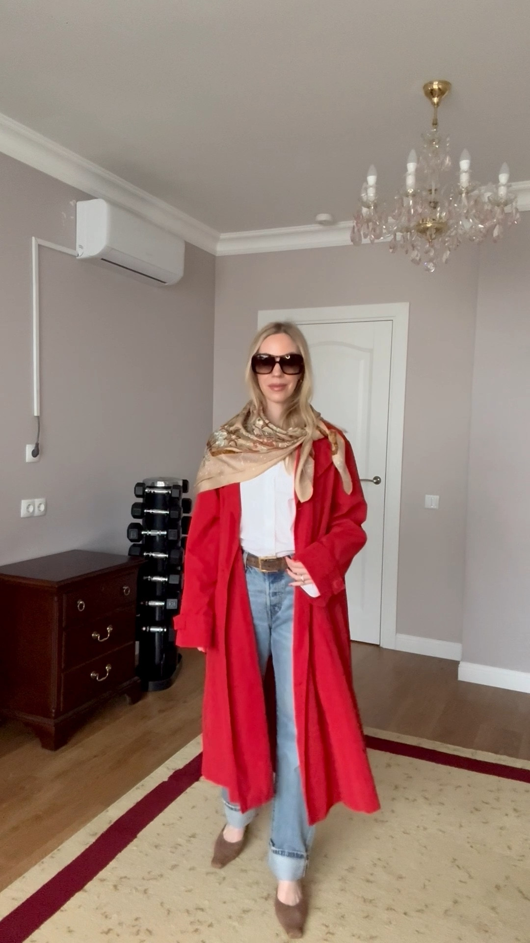 Spring outfit, date night, silk scarf, red trench coat, vintage coat, @levi baggy 90’s jeans, suede mules (so chic and under $100!)

#LTKgrwm #LTKOver40 #LTKSeasonal