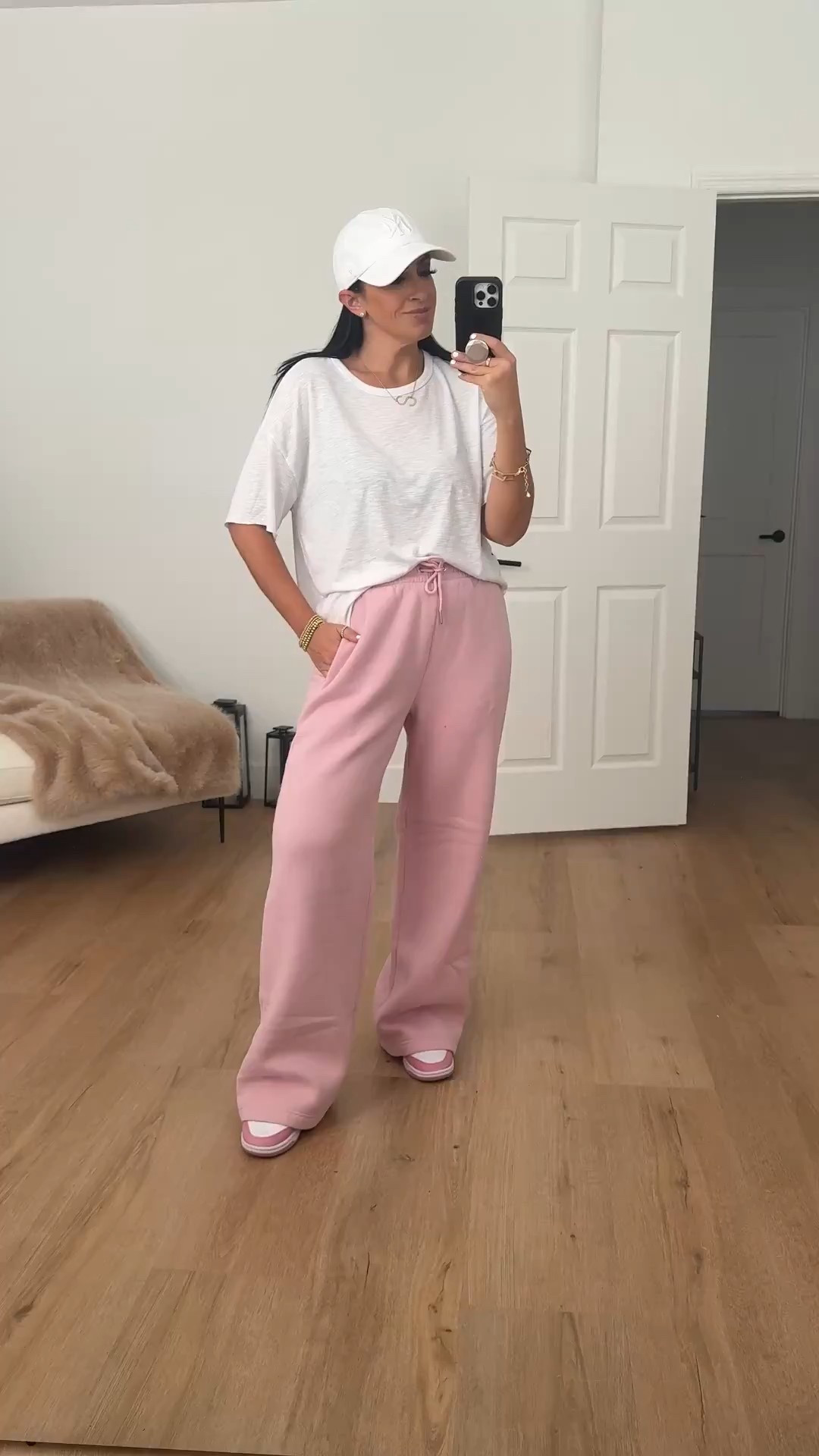 Abercrombie High Rise Sunday Wide Leg Sweatpant, wearing size small. $52 originally $70. Abercombie Sunday Hoodie wearing size medium $52 originally $70. Sofia by Sofia Vergara Women's only $9