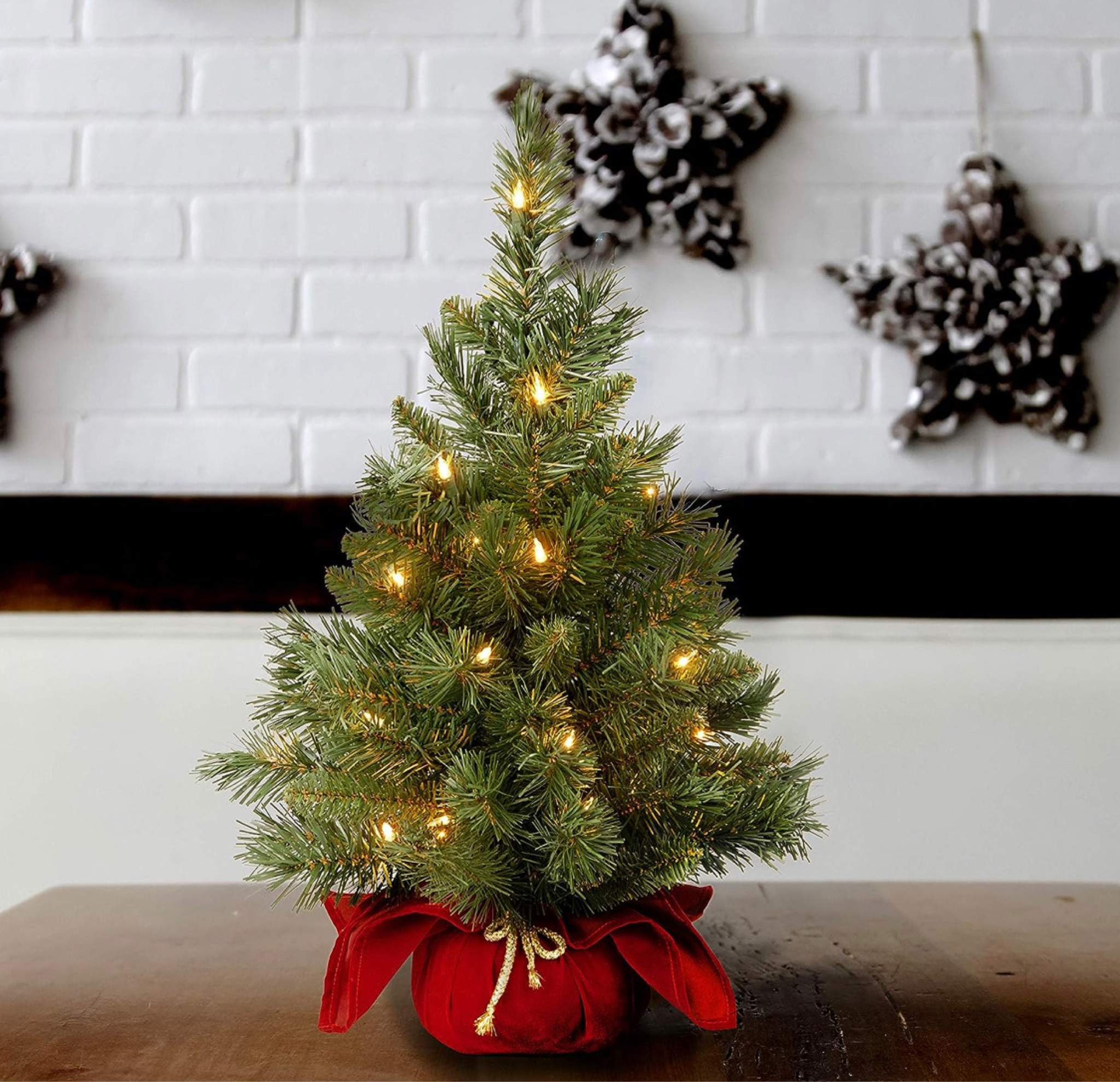 Cutest little Christmas tree decoration! 
