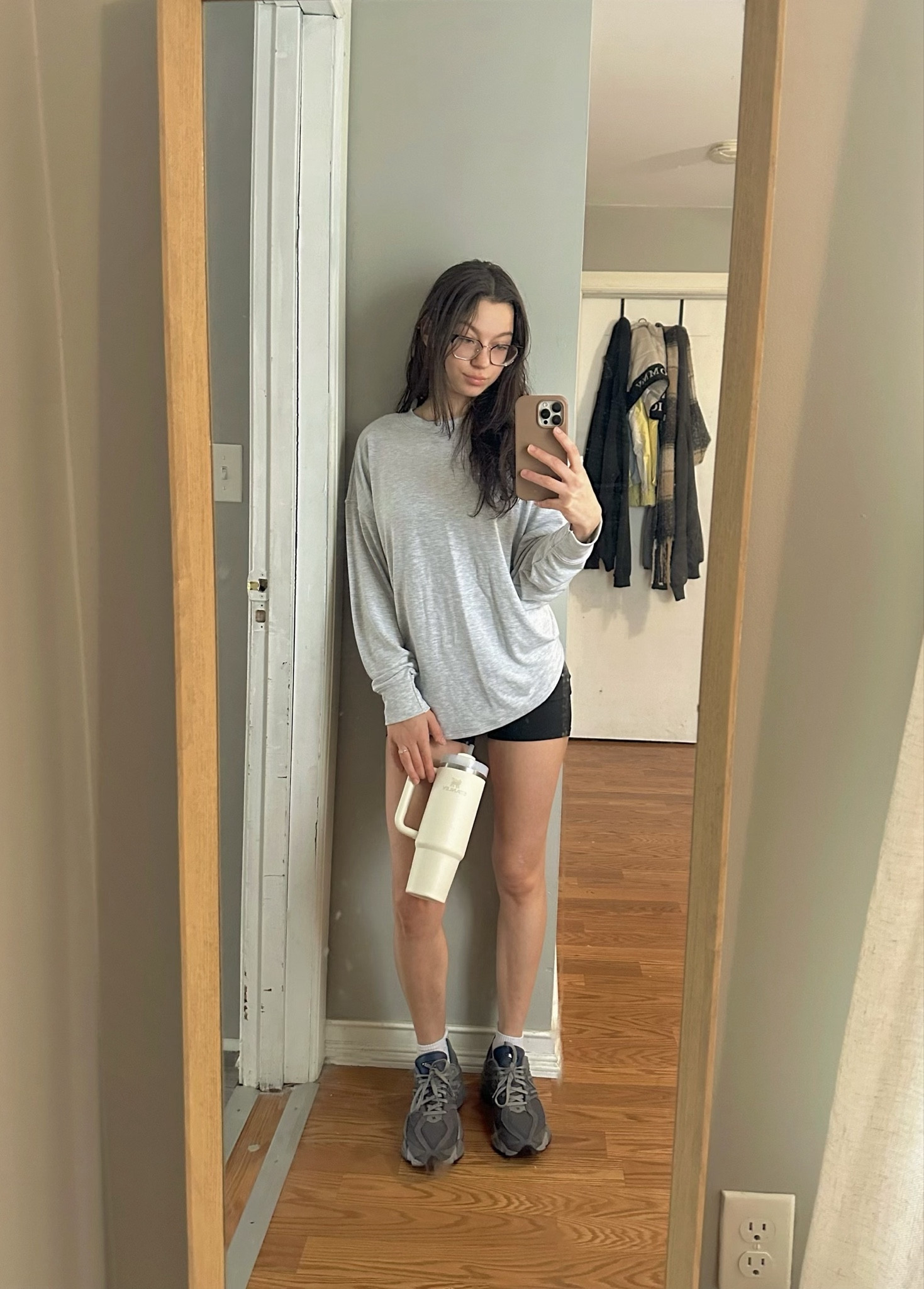 New Balance 9060 outfit -