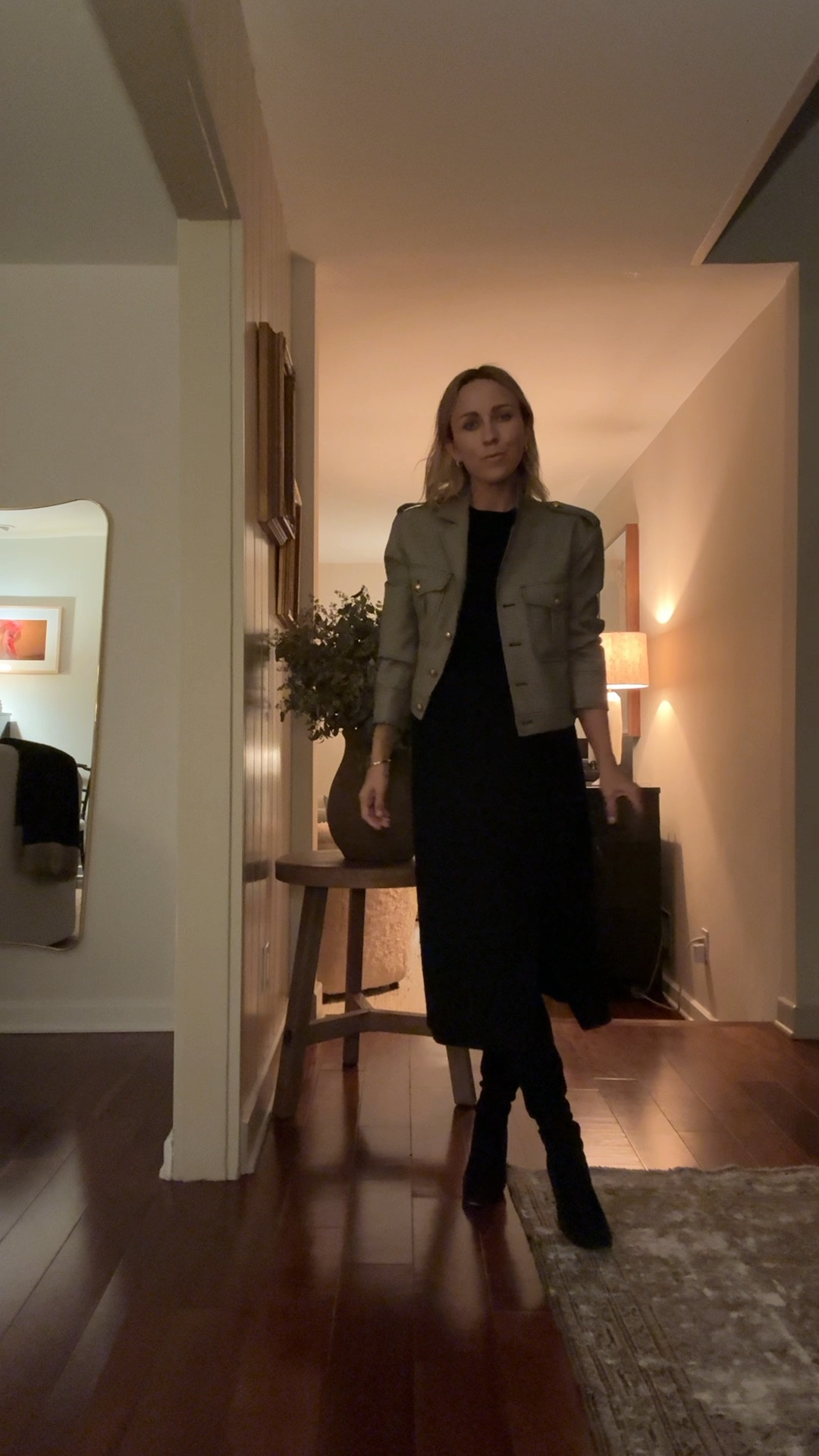 Busting in the new @alexmillny skirt!