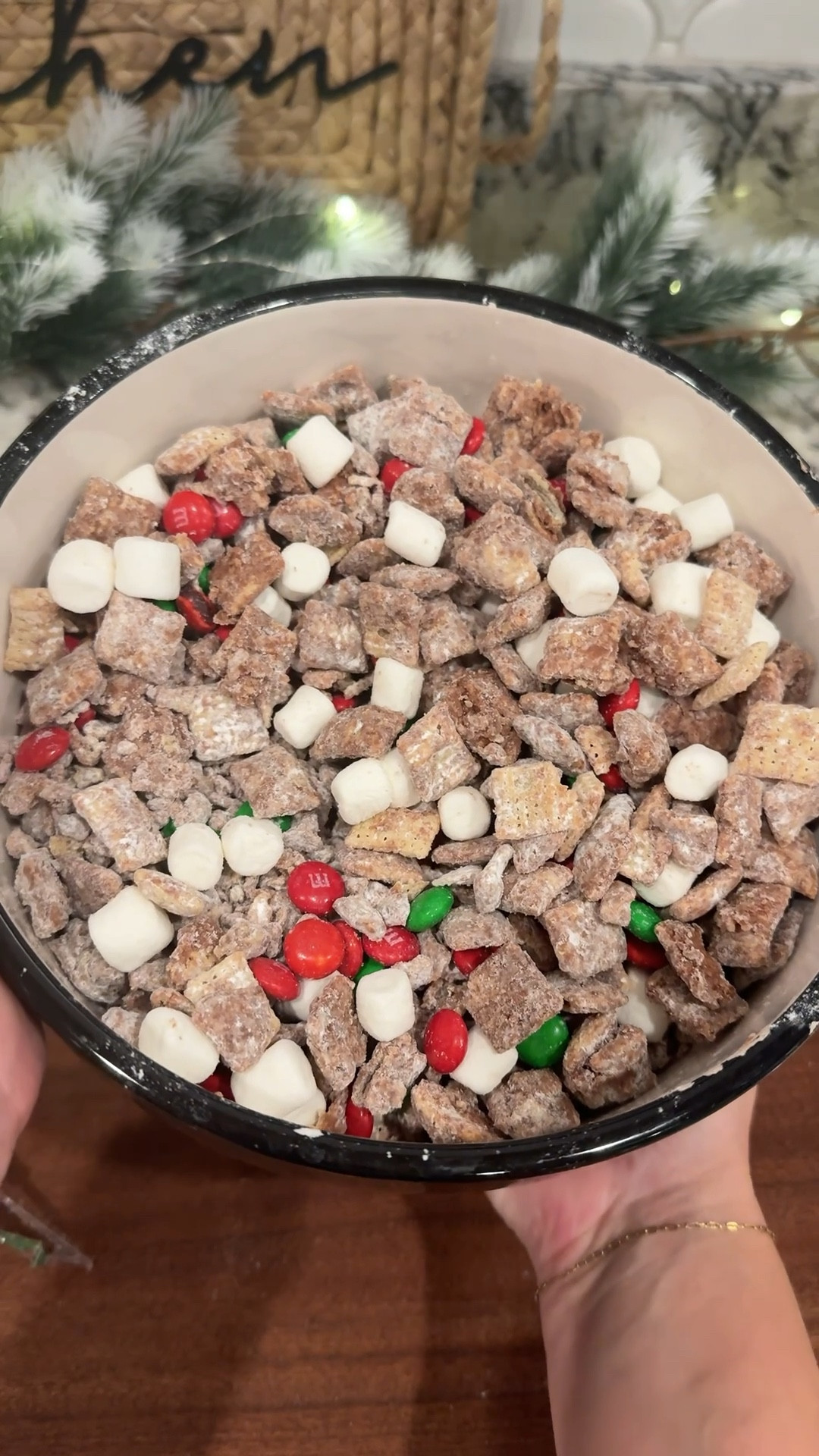 Sweet + festive snack alert 🎄🦌 This Reindeer Chow is perfect for Christmas movie nights, parties, or homemade gifts!

#LTKHome #LTKHoliday #ReindeerChow #HolidayRecipes #ChristmasSnacks #HomeBaking #LTKFood


#LTKParties #LTKFamily #LTKHome