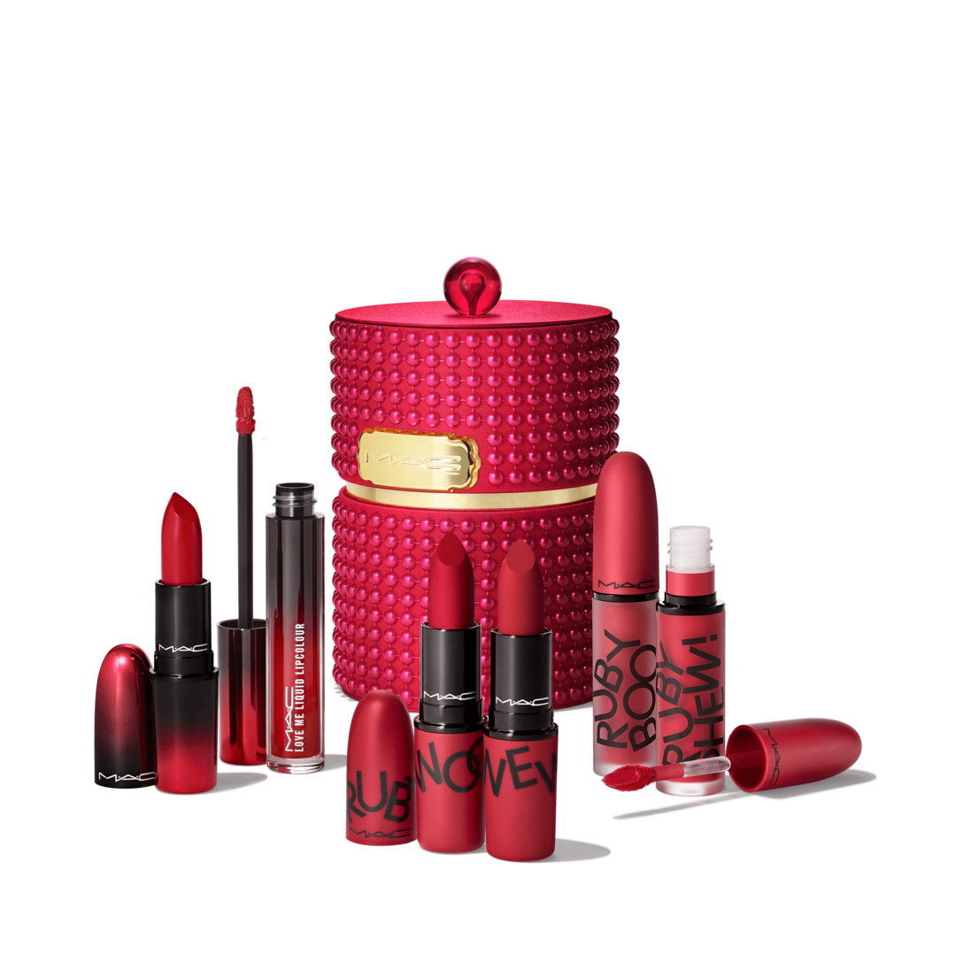 Ruby Woo's Party Crew Vault (Worth £130) | MAC Cosmetics - Official Site | MAC Cosmetics (UK)