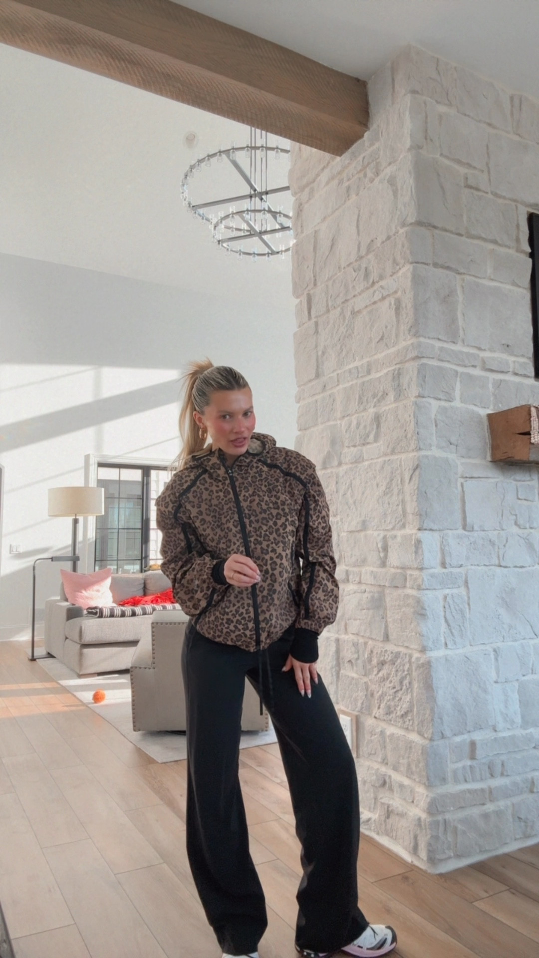 My fav pants are back 😭🐆👏🏼 in 3 different lengths 💗 and this jacket😭 so good for spring 

#LTKgrwm #LTKActive #LTKfitnessgoals