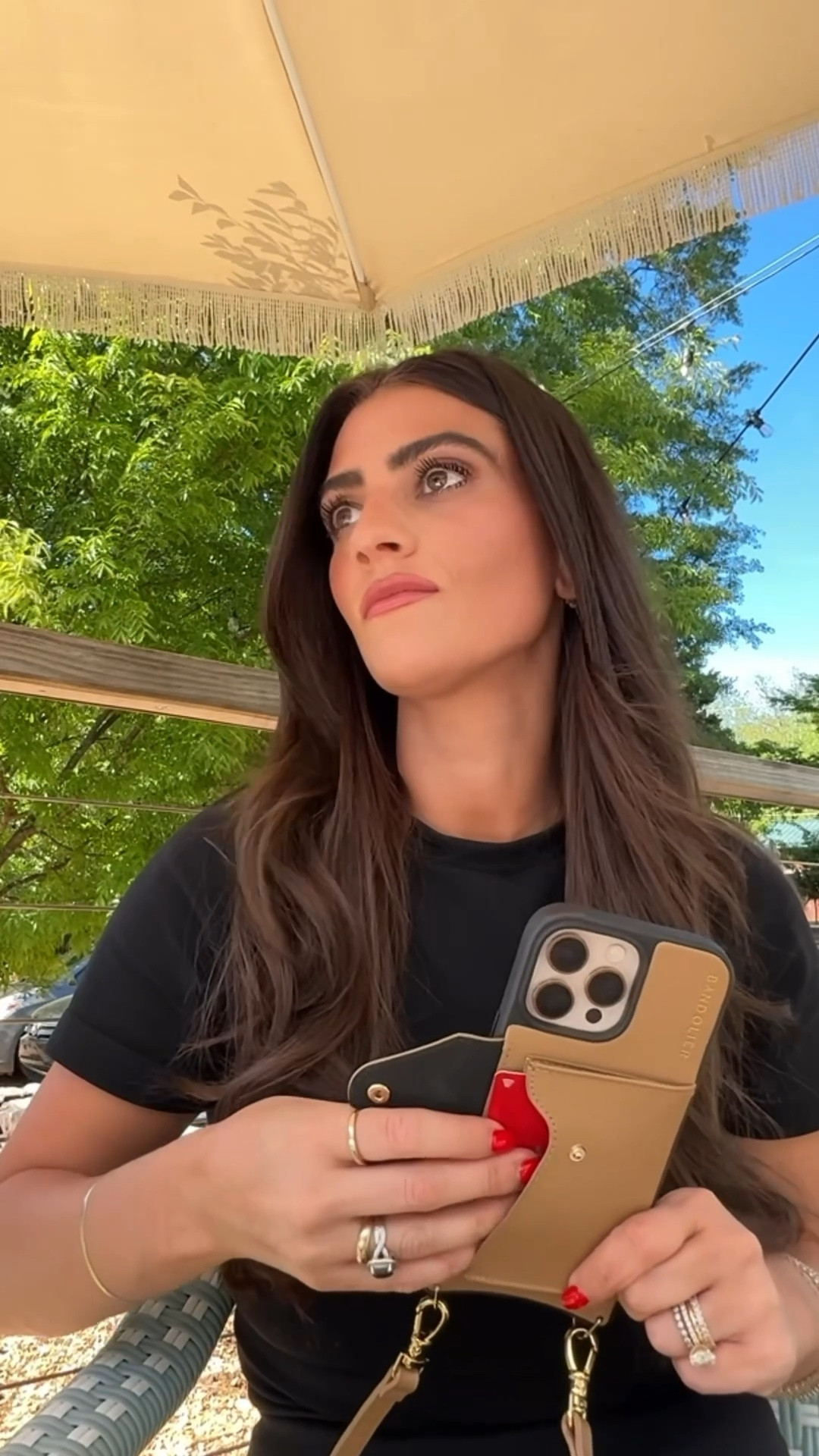 The best hands free phone case & so chic!! 

#LTKActive #LTKmorningroutine #LTKTravel