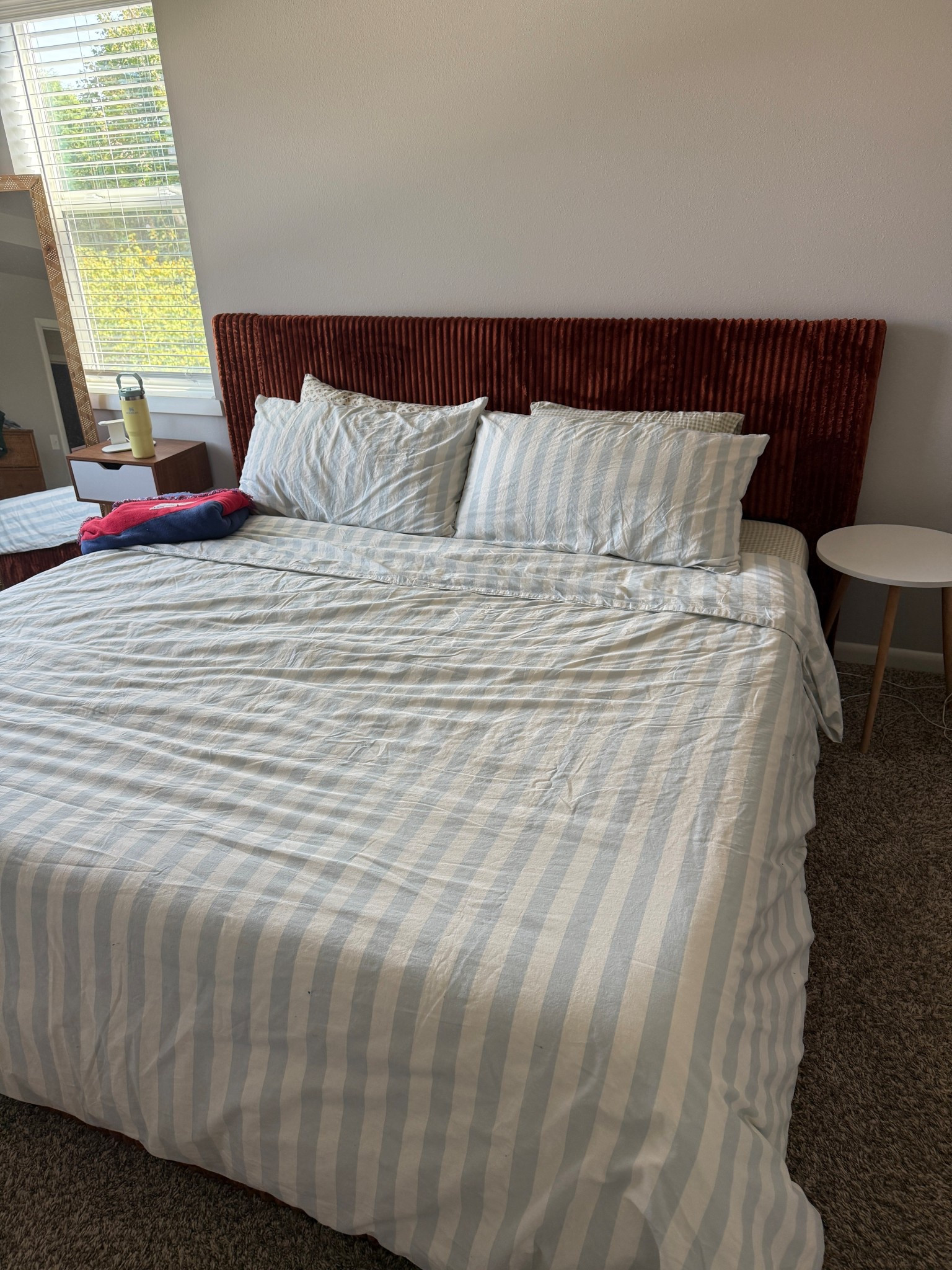 the bed also lifts for storage underneath!! stay tuned for the wallpaper I add! 

#LTKHome