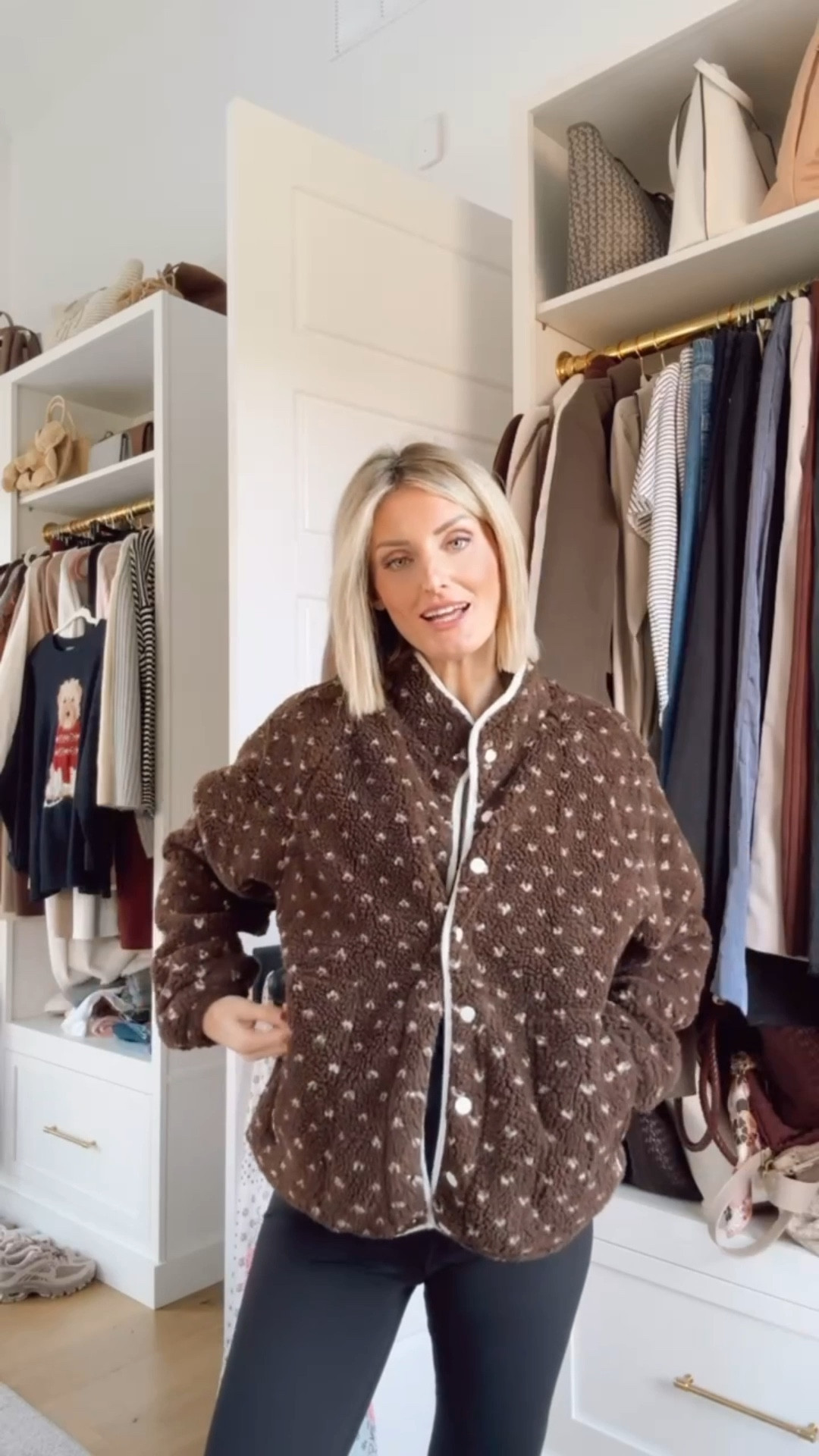 This brown Sherpa fleece jacket might be one of my best Amazon finds! Perfect for winter time & easy to throw on with leggings! Wearing size S!

Loverly Grey, Amazon, Sherpa fleece jacket, athleisure, winter outfit 

#LTKSeasonal