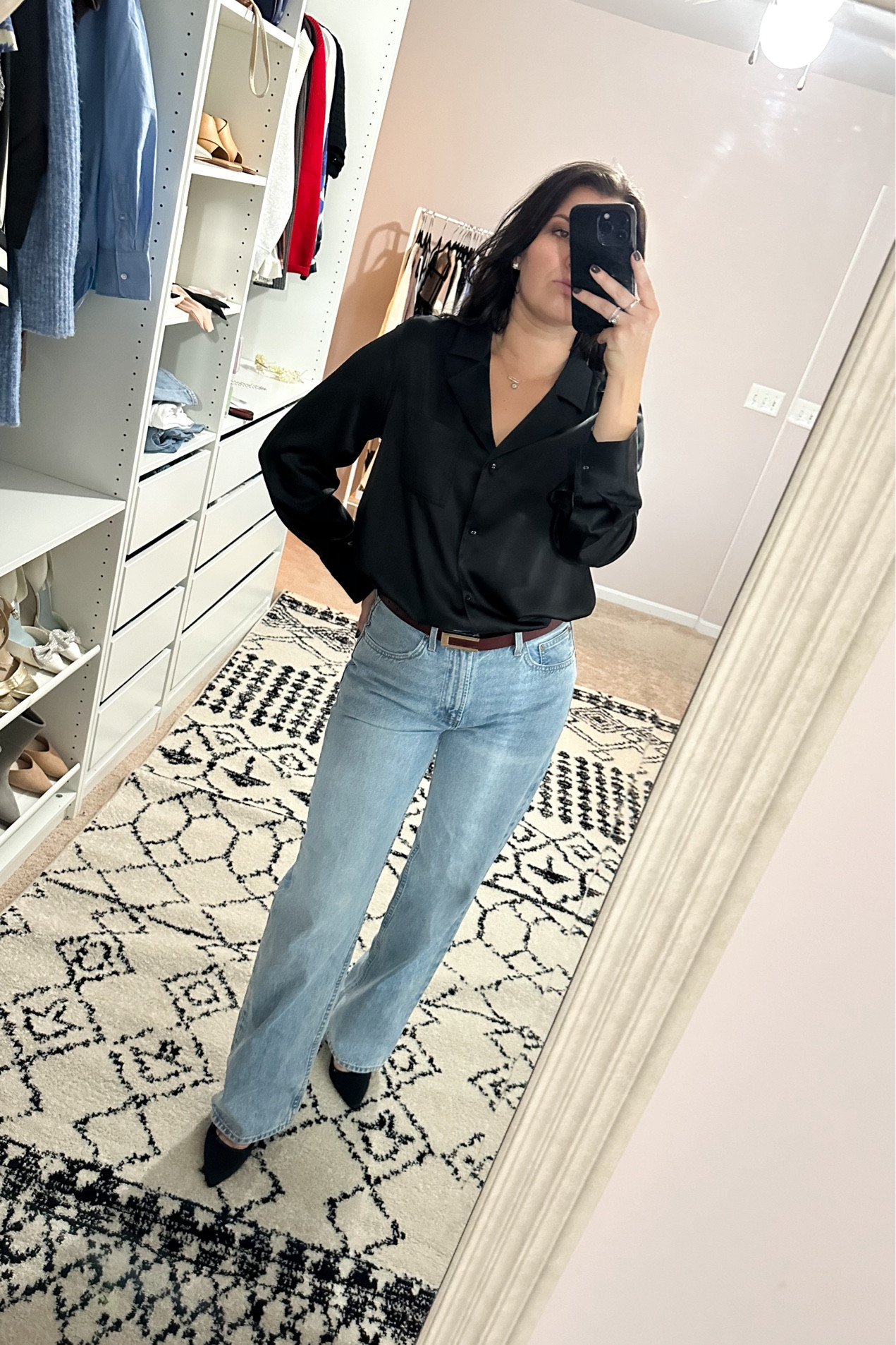 Black blouse + jeans + burgundy leather belt  

#LTKFindsUnder50 #LTKFindsUnder100 #LTKStyleTip