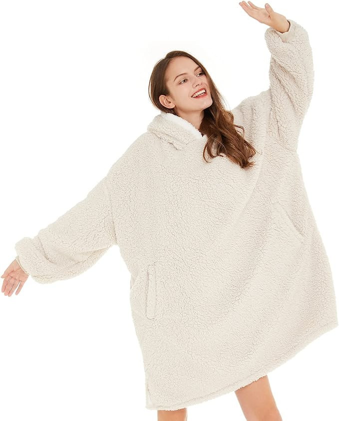 LetsFunny Oversized Blanket Sweatshirt, Plush Fleecehug Hoodie Wearable Blanket with Pocket, Supe... | Amazon (US)