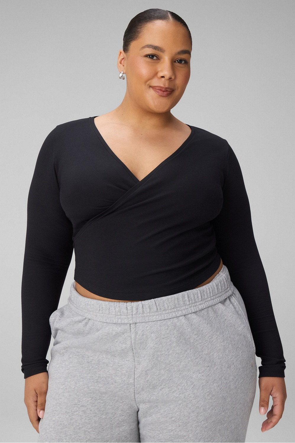 Modal Rib V-Neck Crop L/S Top | Fabletics