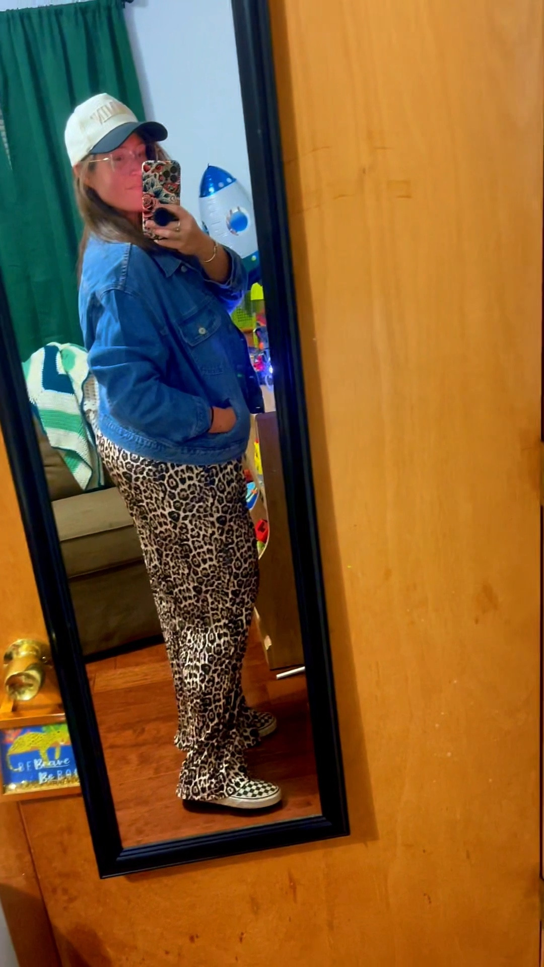 Today’s OOTD is brought to you from my son’s bedroom, because he has the best mirror and also it’s raining a little too much outside. @WKND Chasers does plisse pants SO WELL!!! My fave forever, seriously. I can make a cute outfit with anything from them with such minimal effort. (Unfortunately, WKND Chasers isn’t on LTK, so I’ve linked a similar pair of pants!) Now off to my son’s preschool art show we go! #OOTD #plussize #plussizeootd #sahm #momlife 

#LTKootd #LTKMidsize #LTKPlusSize