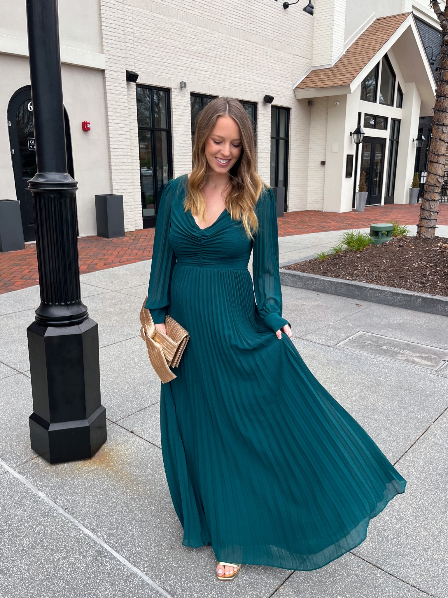 green emerald velvet dress Jules Long Sleeve Flared Cuff Crochet Detail Dress Forest Green Selfie  Leslie