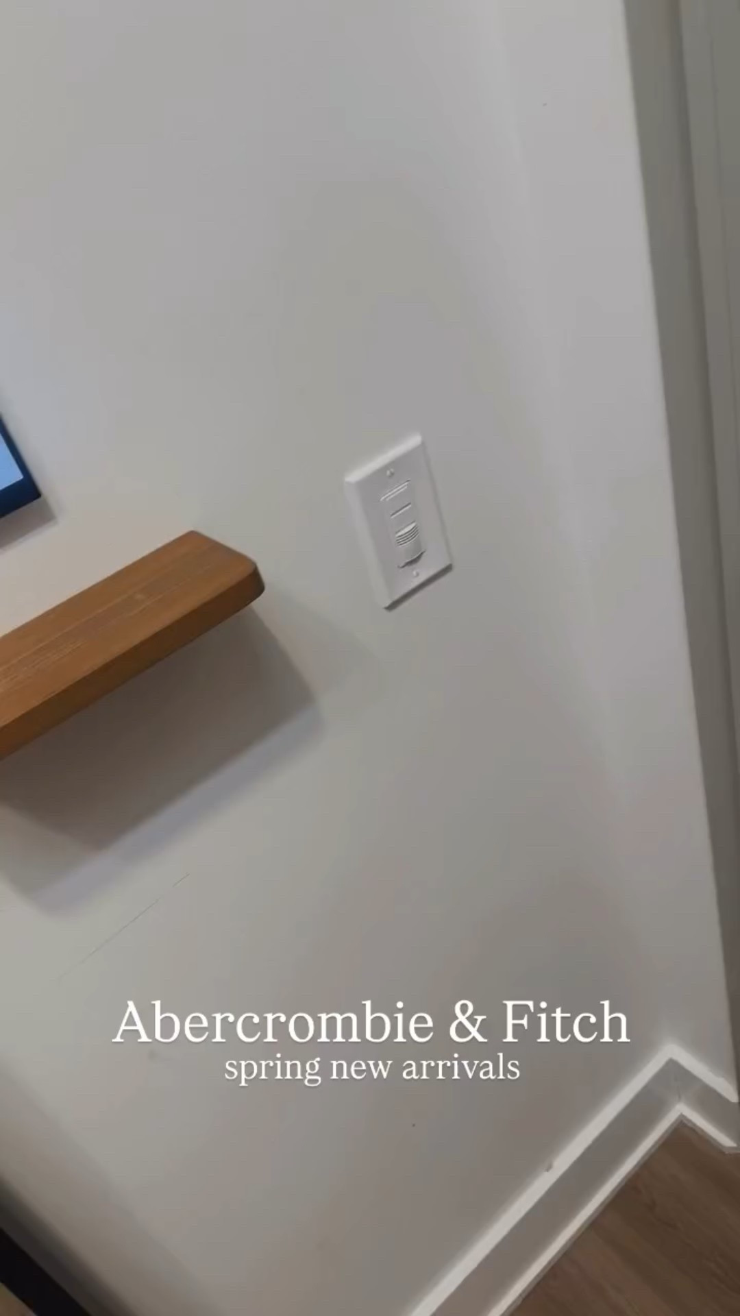 Abercrombie and Fitch spring/summer new arrivals. 🐚🦞⛵️I swear by these shorts! Definitely my go to favorite pairs. They cover the 🍑 are a perfect length, great fit to the hips and waist and always great washes to choose from too! 10/10 favorite denim shorts! 🙌🏻

#denim #abercrombie #denimshorts #abercrombieandfitch #springfashion #springstyle #summershorts #summerstyle #beachbum #beachfashion #newarrivals #momstyle #dressstyle #springdresses #tryon #foryou