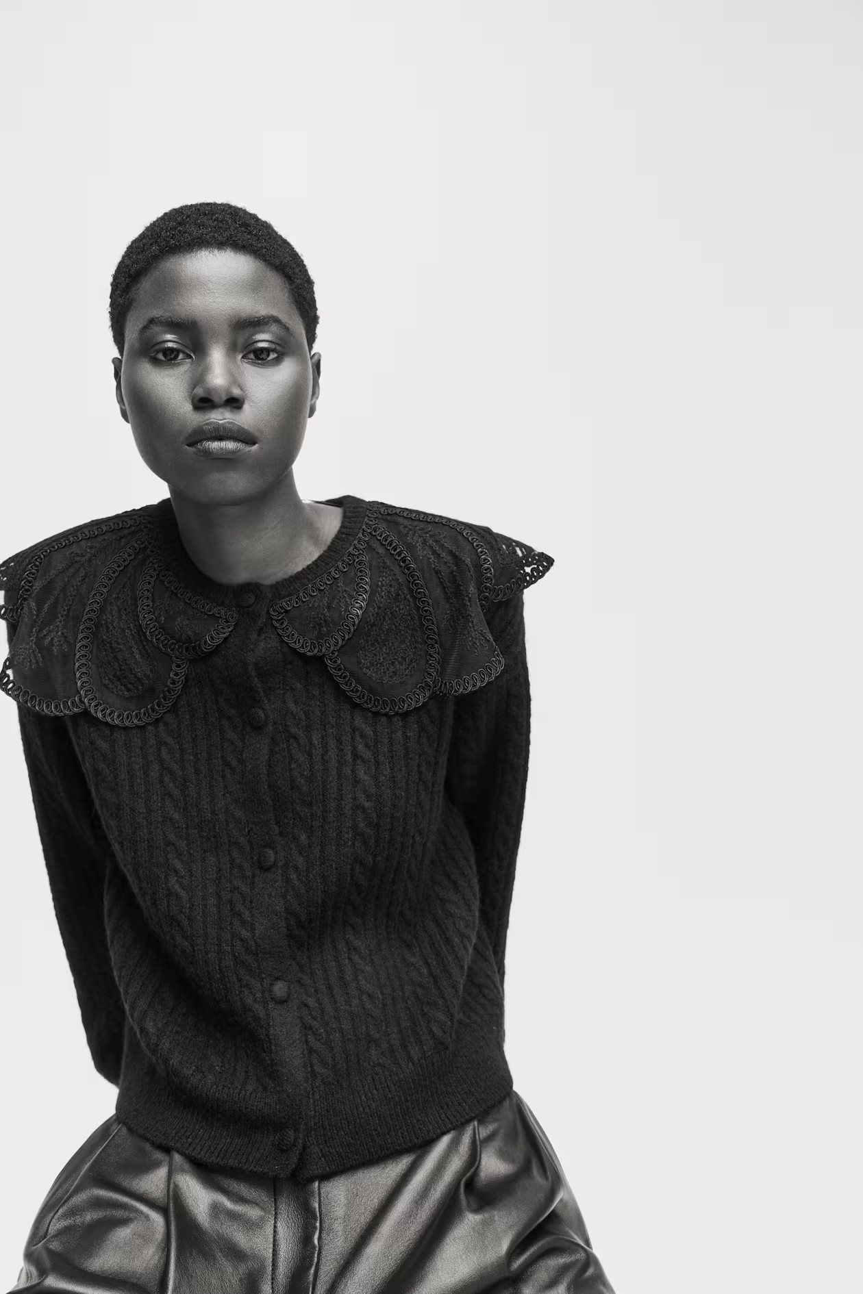 Lace-collared cardigan | H&M (UK, MY, IN, SG, PH, TW, HK)