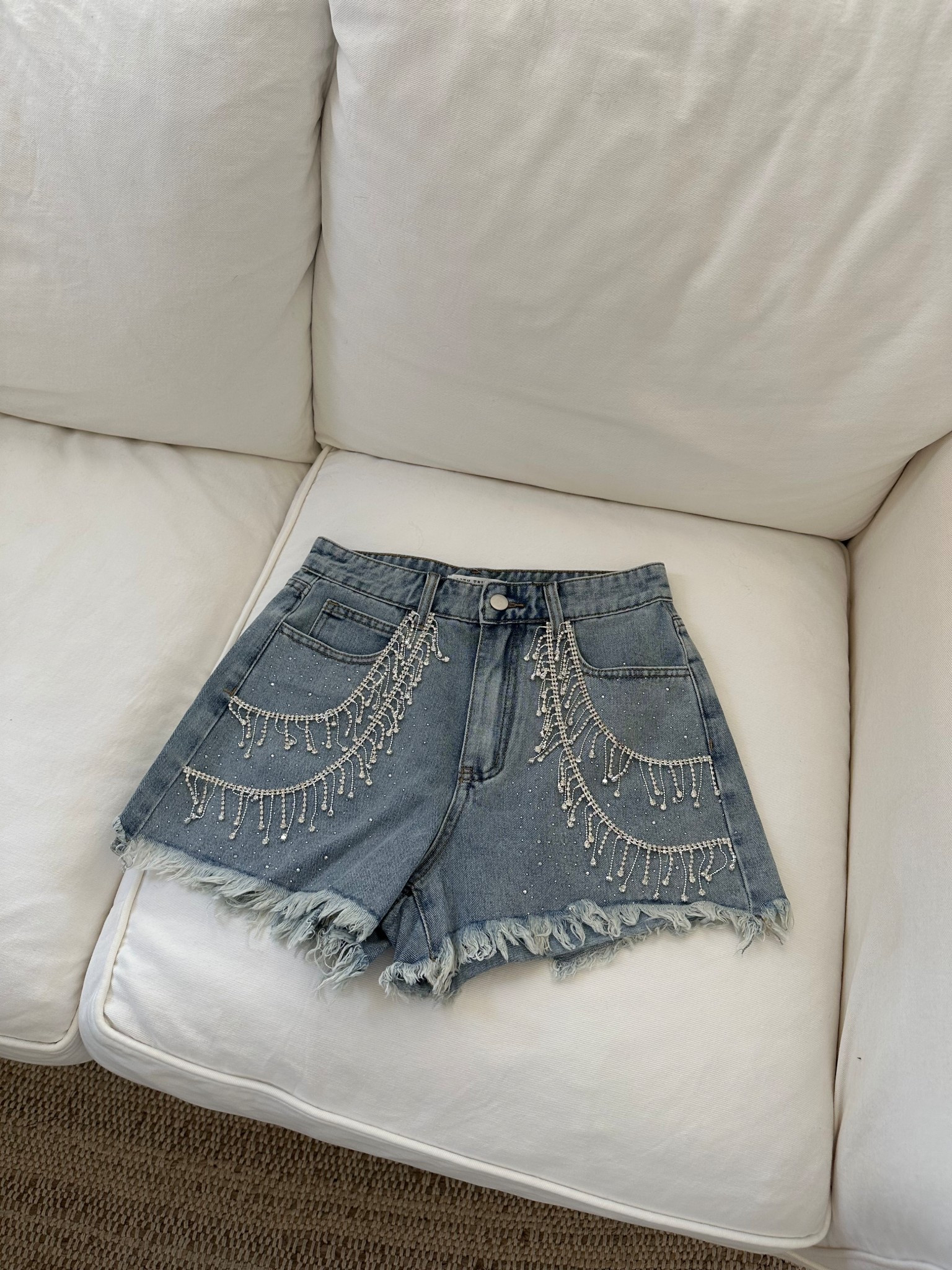 jean shorts, festival season, coachella, stagecoach 

#LTKFestival #LTKSeasonal #LTKStyleTip