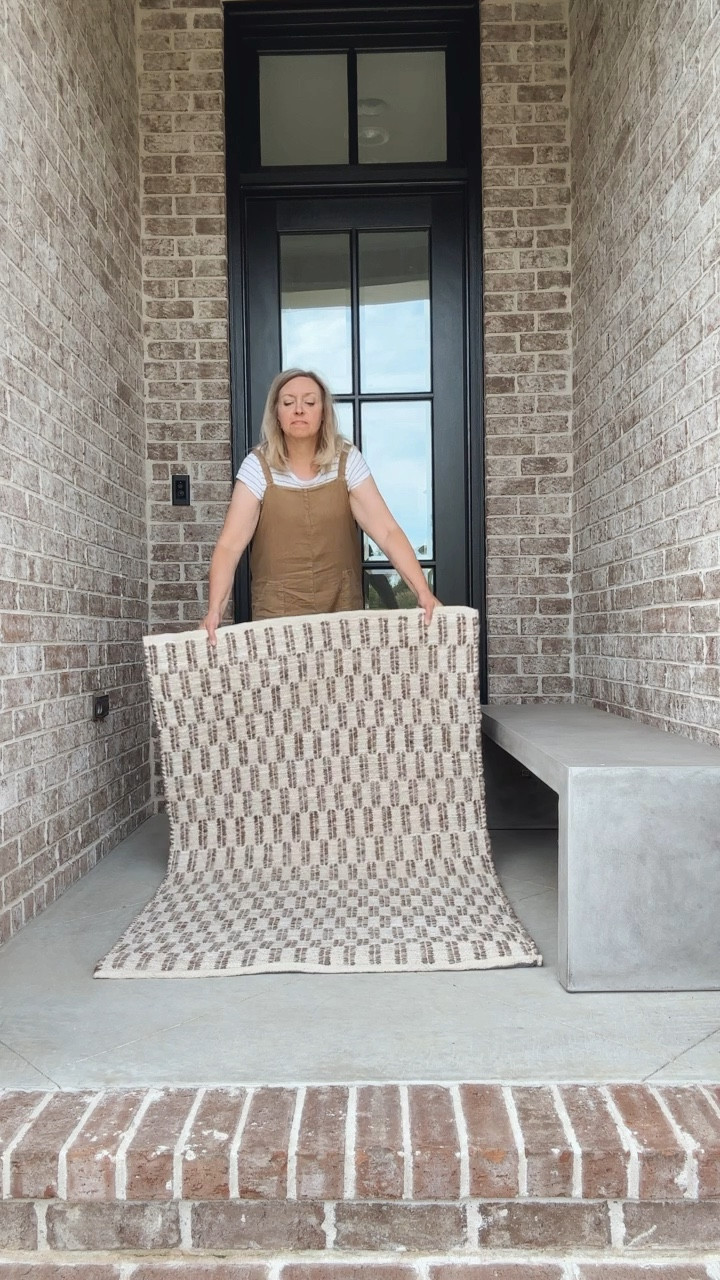 If you have a covered porch, this modern patterned rug is perfect. It’s not an outdoor rug so it looks great in an entryway too! Target finds



#LTKstyletip #LTKhome #LTKunder100