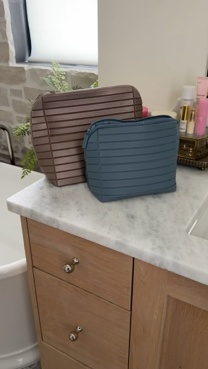 How cute are these traveler bags from Parallelle! They come in three sizes—small, medium, and large—with each providing the proper amount of storage and organization depending on the length of your trip. Select the small/travellite for everyday on the go essentials. Use the medium/carry-on for your everyday essentials plus any extras when traveling for shorter periods of time. If you're an expert traveler, use the large/check-in traveler for longer trips. These allow you to access all of your products easily with a bendable/foldable design. 

#LTKTravel #LTKMothersDay #LTKgrwm