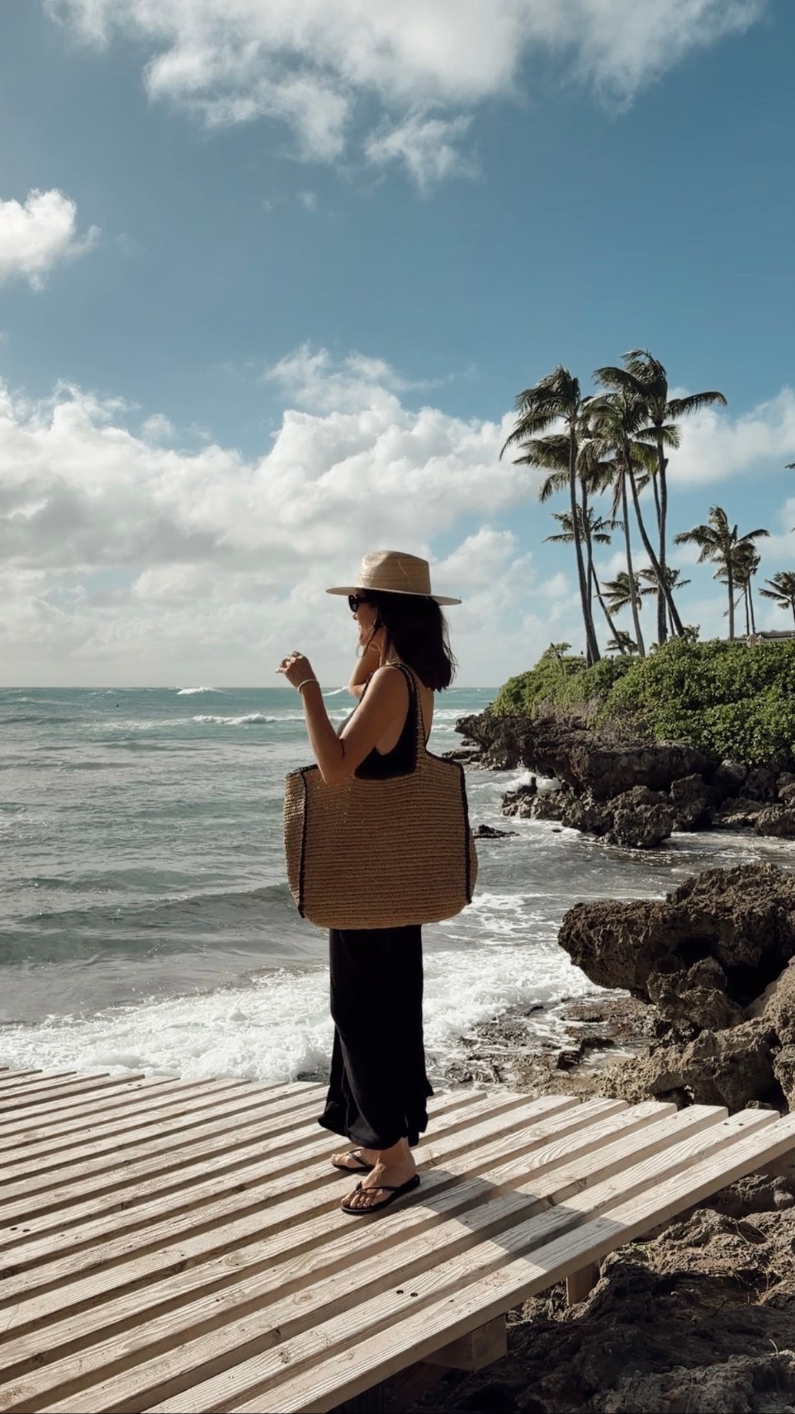 I’m just shy of 5-7” wearing the size small dress and I’m loving this tote bag from Target! #stylinbyaylin #aylin #travel #Hawaii

#LTKTravel #LTKmomlife #LTKSeasonal