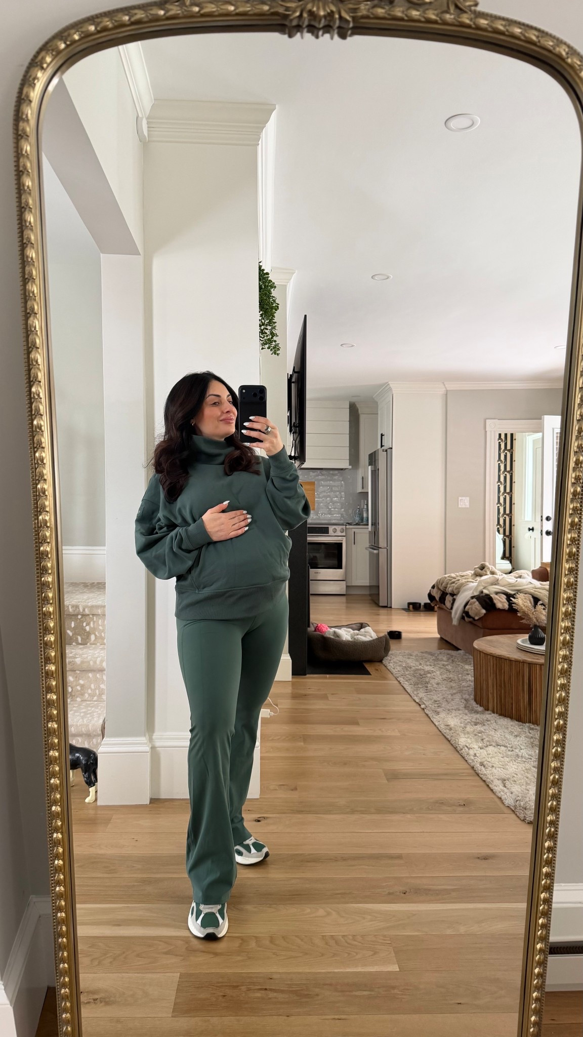 Not maternity just sized up in Alo 
Small top and pants (run big) 💚

#LTKBump #LTKActive #LTKootd