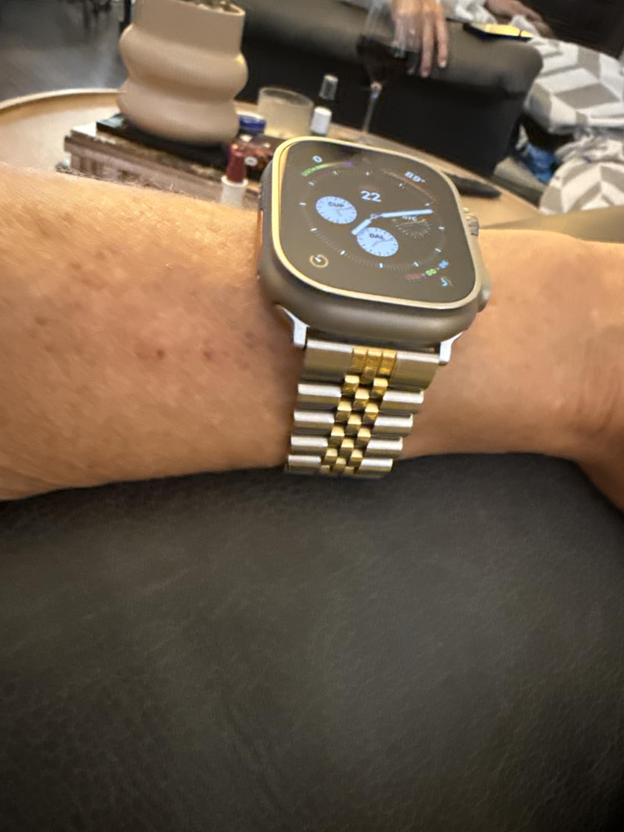 Apple Watch Ultra 2 [GPS + Cellular 49mm] Smartwatch with Rugged Titanium Case & Indigo Alpine Lo... | Amazon (US)