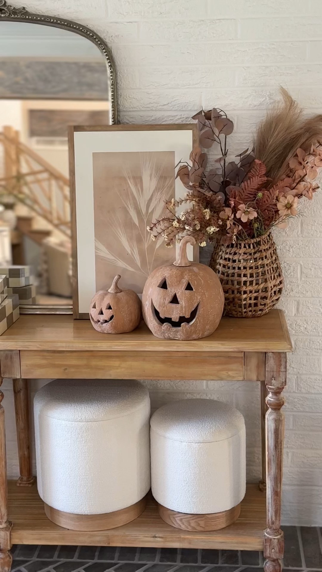 🍂 Keeping fall simple + cozy ✨ Neutral tones, soft textures, and all the warm vibes. 🤎 #CozyFallDecor #SimpleAndChic