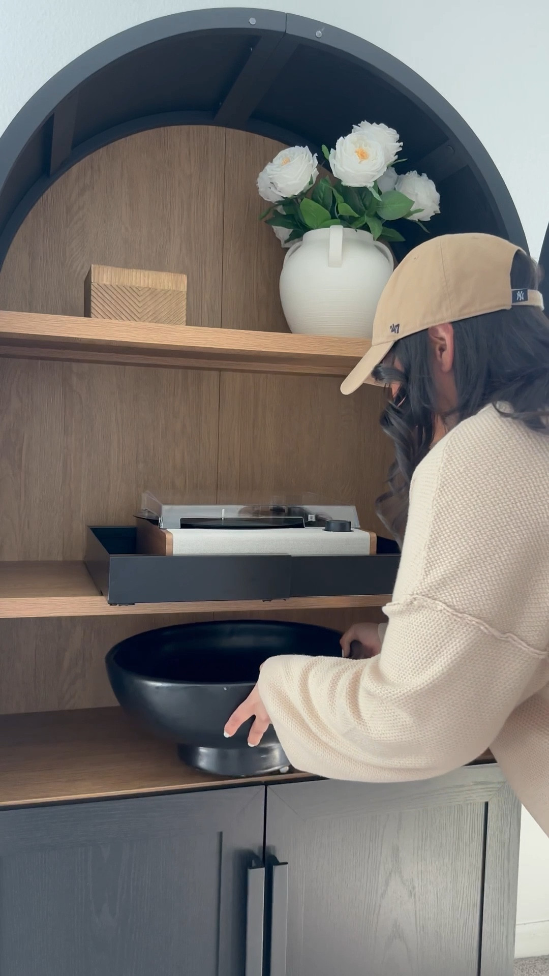 This gorgeous arched cabinet is truly eye catching! 😍❤️



Walmart viral cabinet
Arched cabinet
Walmart furniture 
Affordable home decor
Restoration hardware look for less
Luxe for less
Arched cabinet 
Black accent cabinet 
Organic modern dining room
Better Homes and Gardens 

#LTKHome