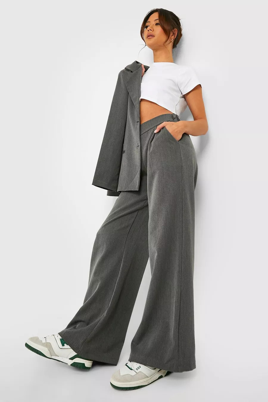 Petite - Pantalon de tailleur large | Boohoo.com (FR)
