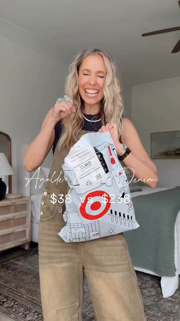 🤍 Finally!! These are just as good as everyone says! ✨📦🫶🏻❤️
If you love high-end denim, like the Agolde jeans, you are going to loose your mind over these.

