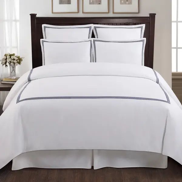 Echelon Home Three Line Hotel Collection 3-piece Duvet Cover Set - King - Silver | Bed Bath & Beyond