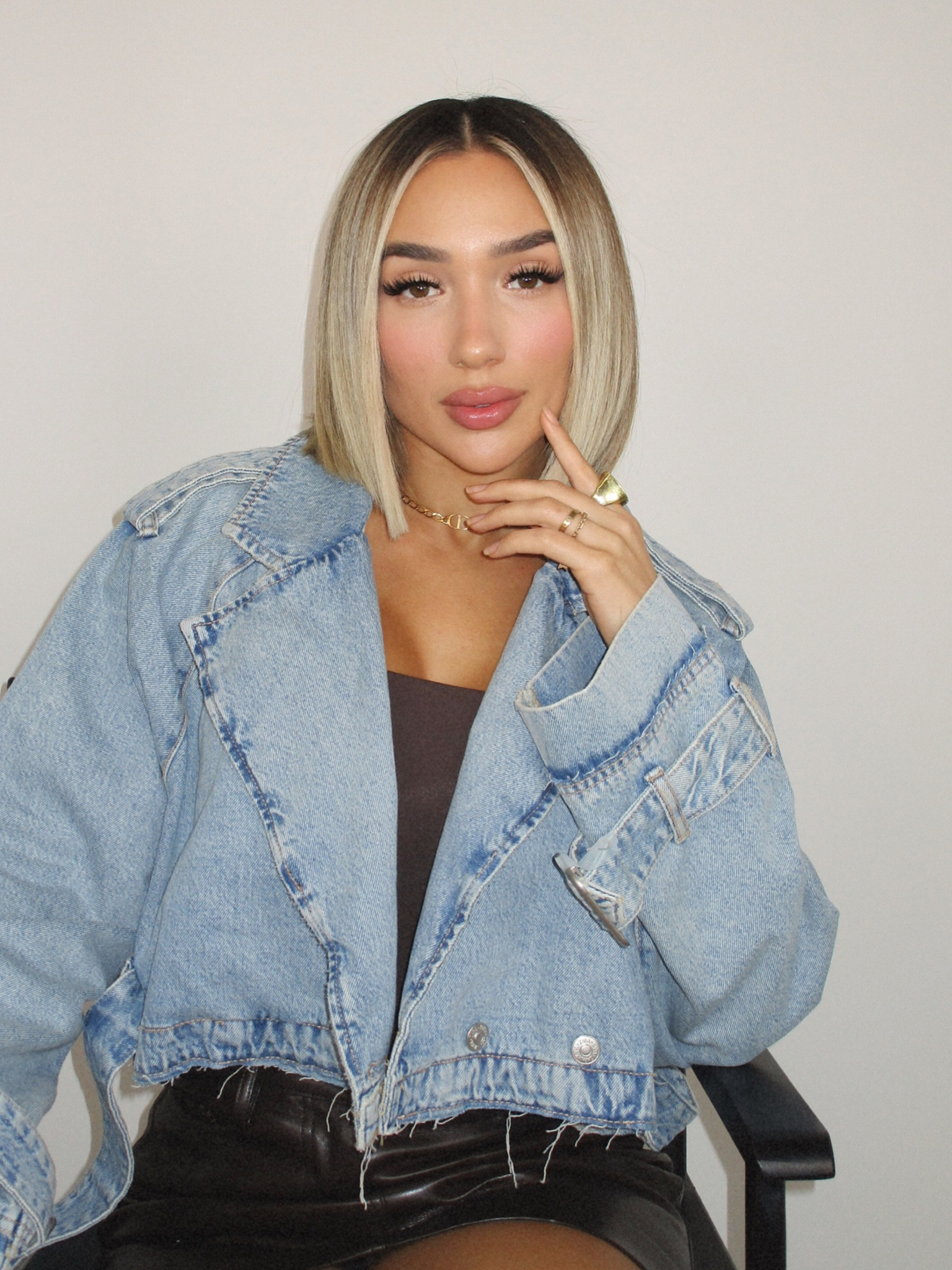 I’ve been obsessed with the Charlotte Tilbury blush recently. It’s my new go to💕

Makeup inspo, makeup routine, blush, everyday makeup 