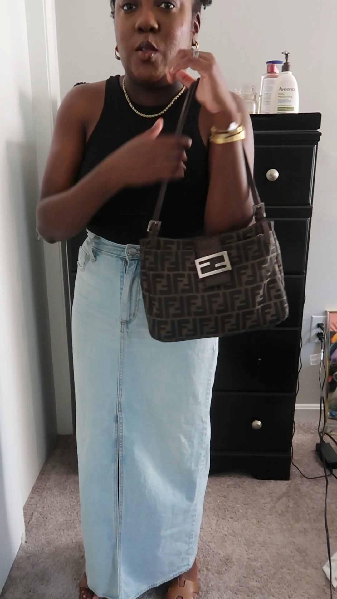 Fall transition looks with key pieces are everything! This denim skirt is 🔥🔥 goes great with boots and a blazer!

#LTKfindsunder50 #LTKSeasonal